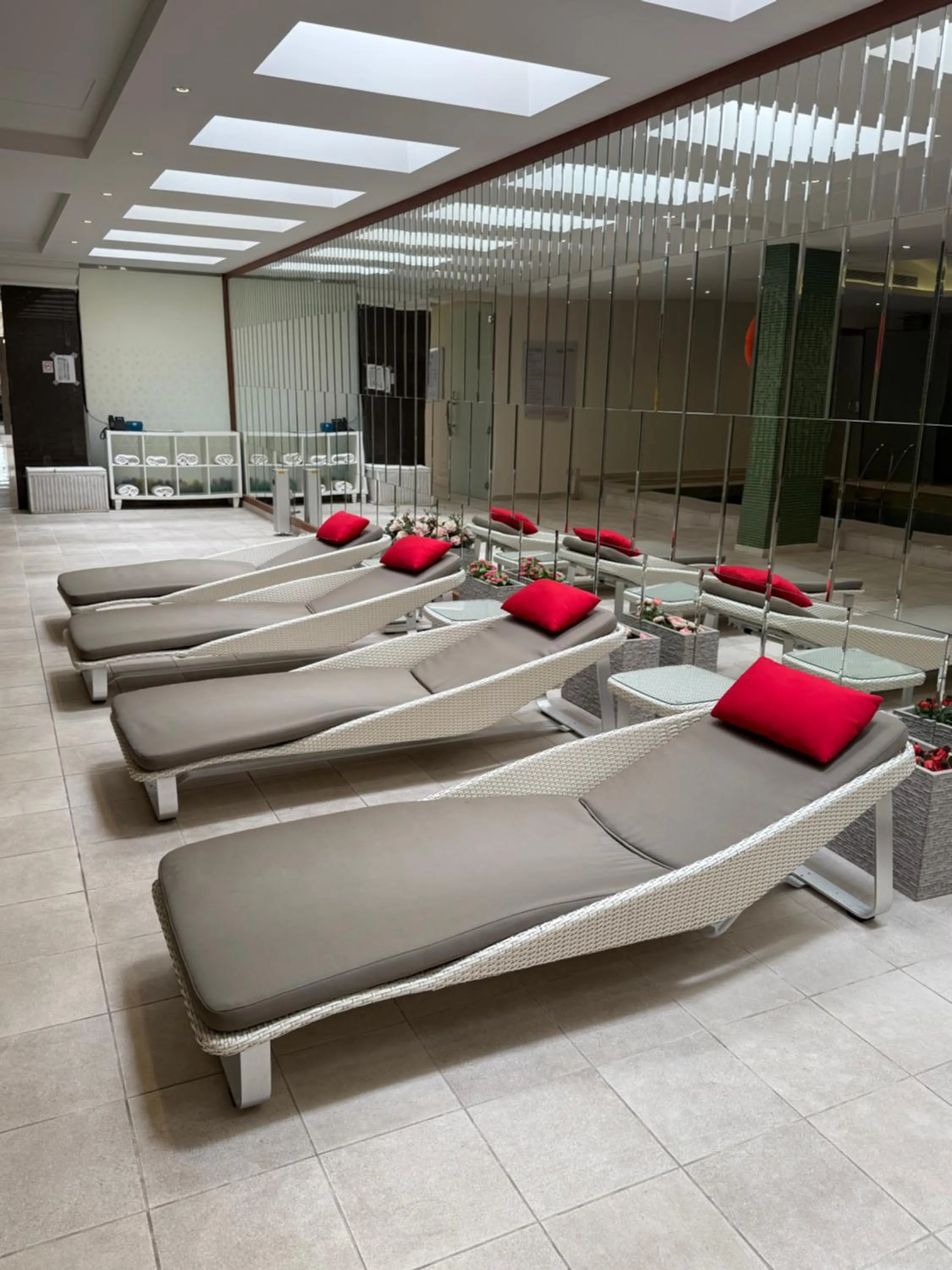 Seating area in Al Rahden Hotel