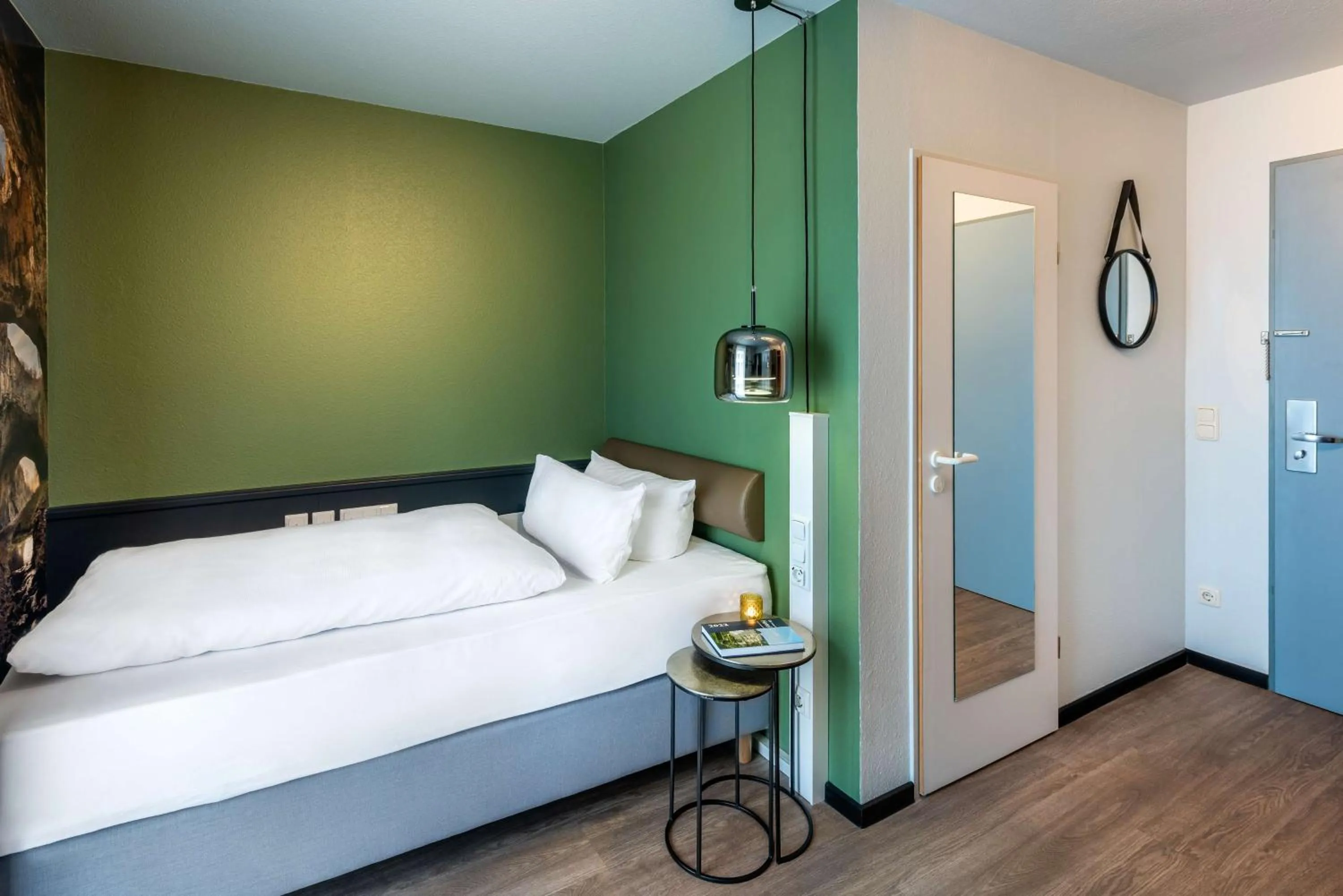 Bedroom, Bed in Best Western Hotel Nürnberg am Hauptbahnhof