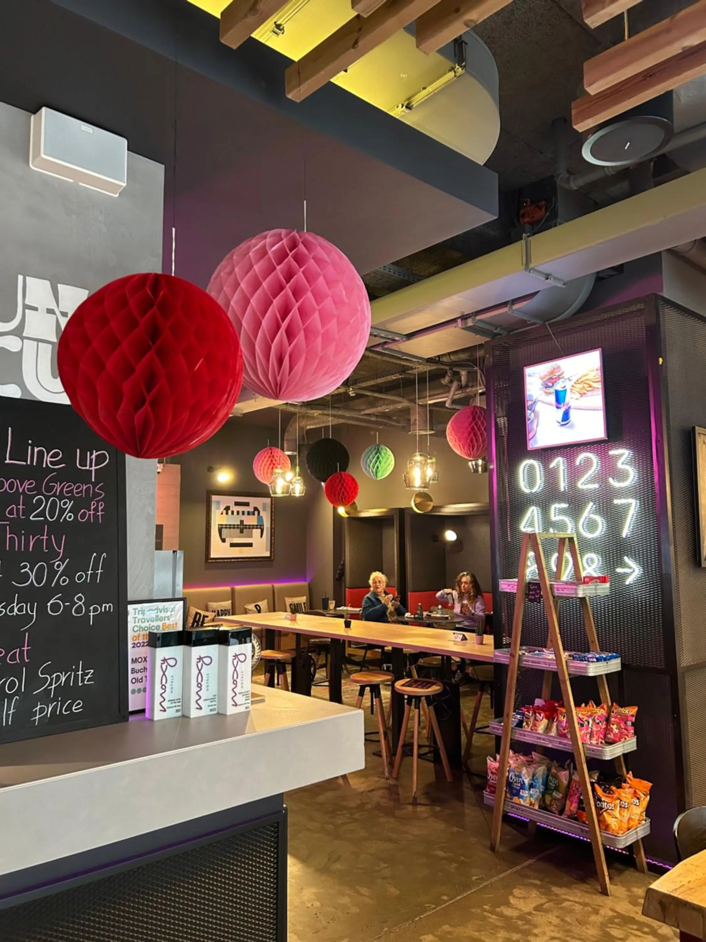 Restaurant/places to eat in Moxy Bucharest Old Town