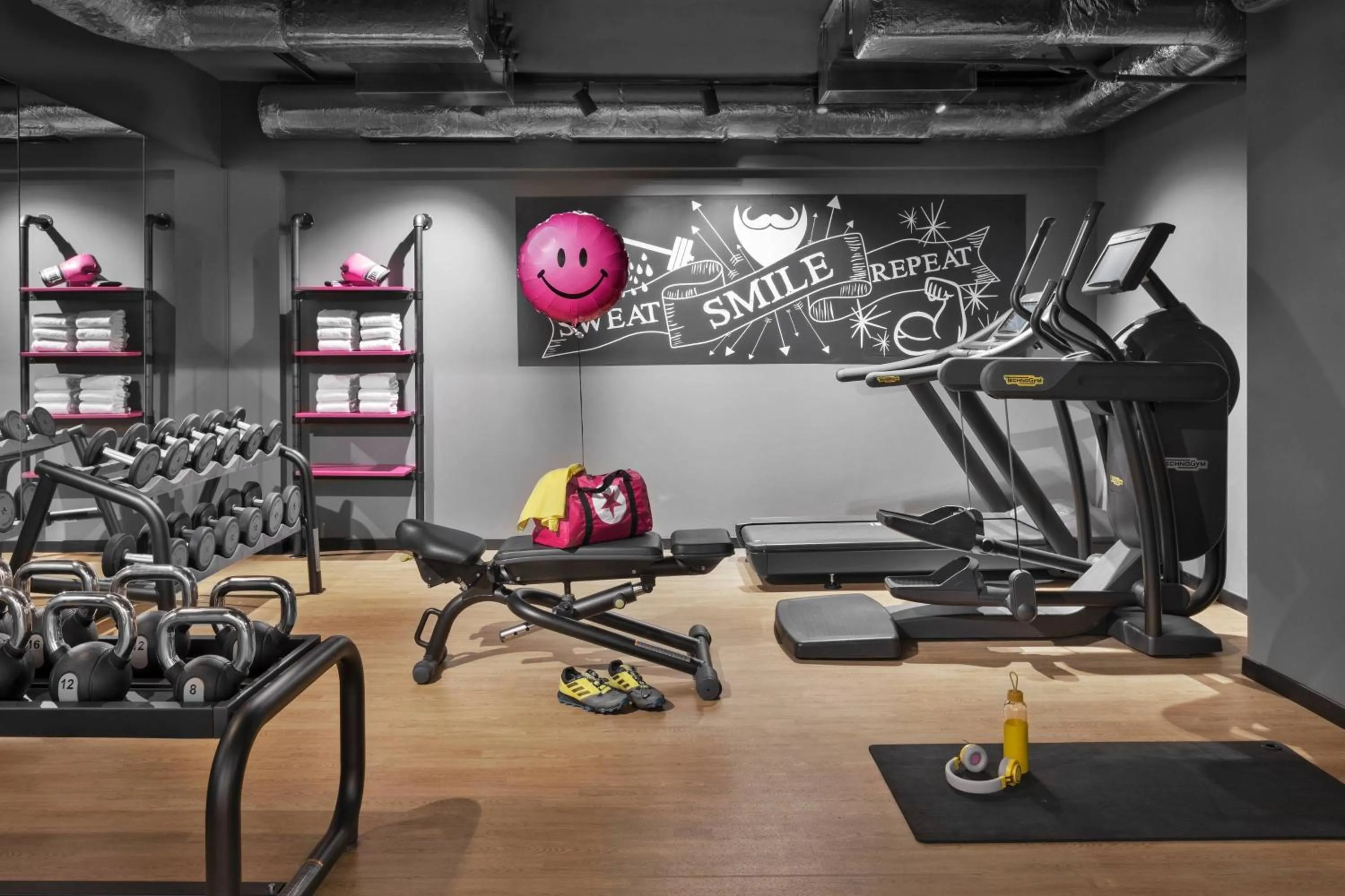 Fitness centre/facilities in Moxy Bucharest Old Town
