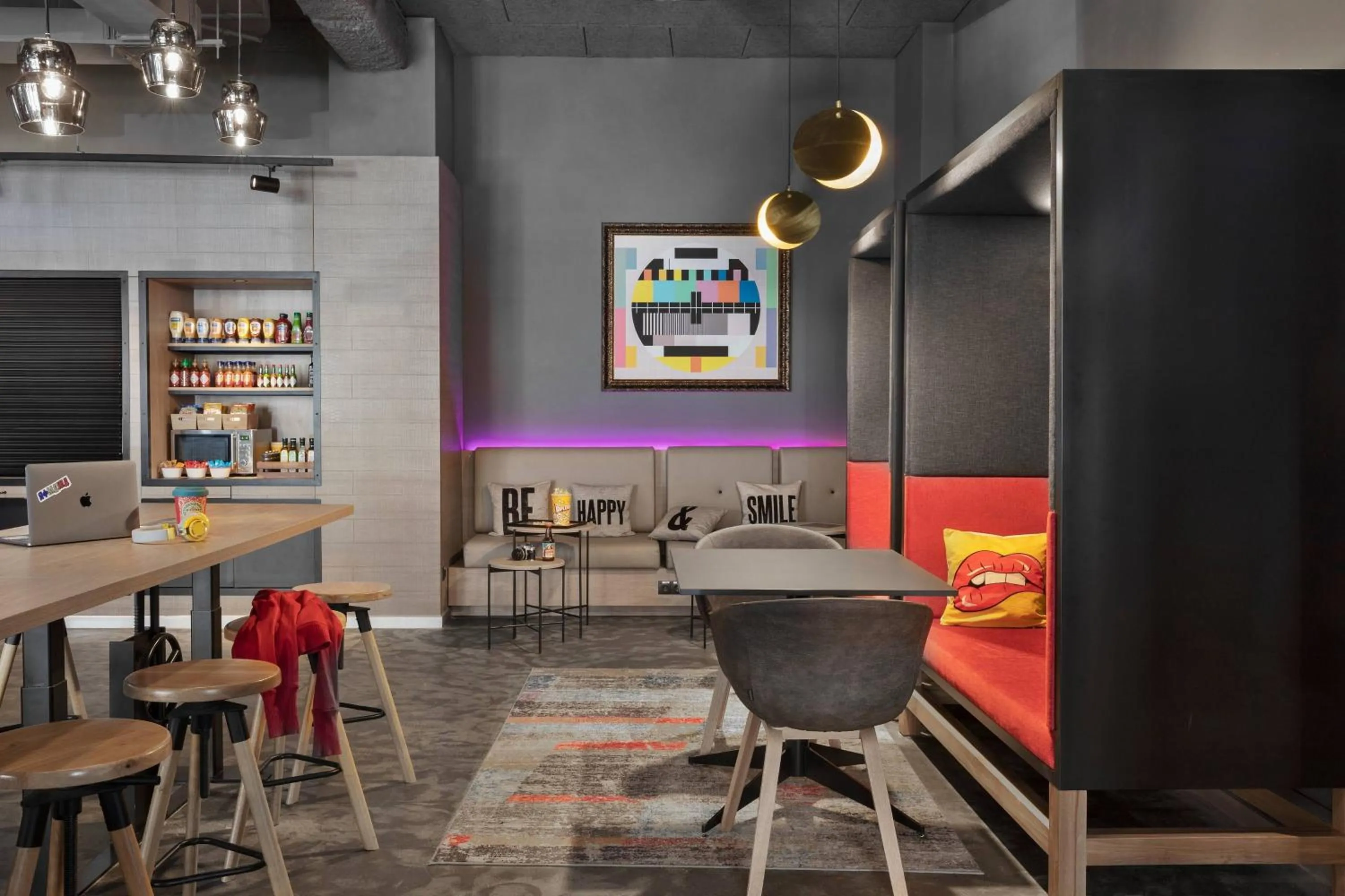 Lobby or reception in Moxy Bucharest Old Town