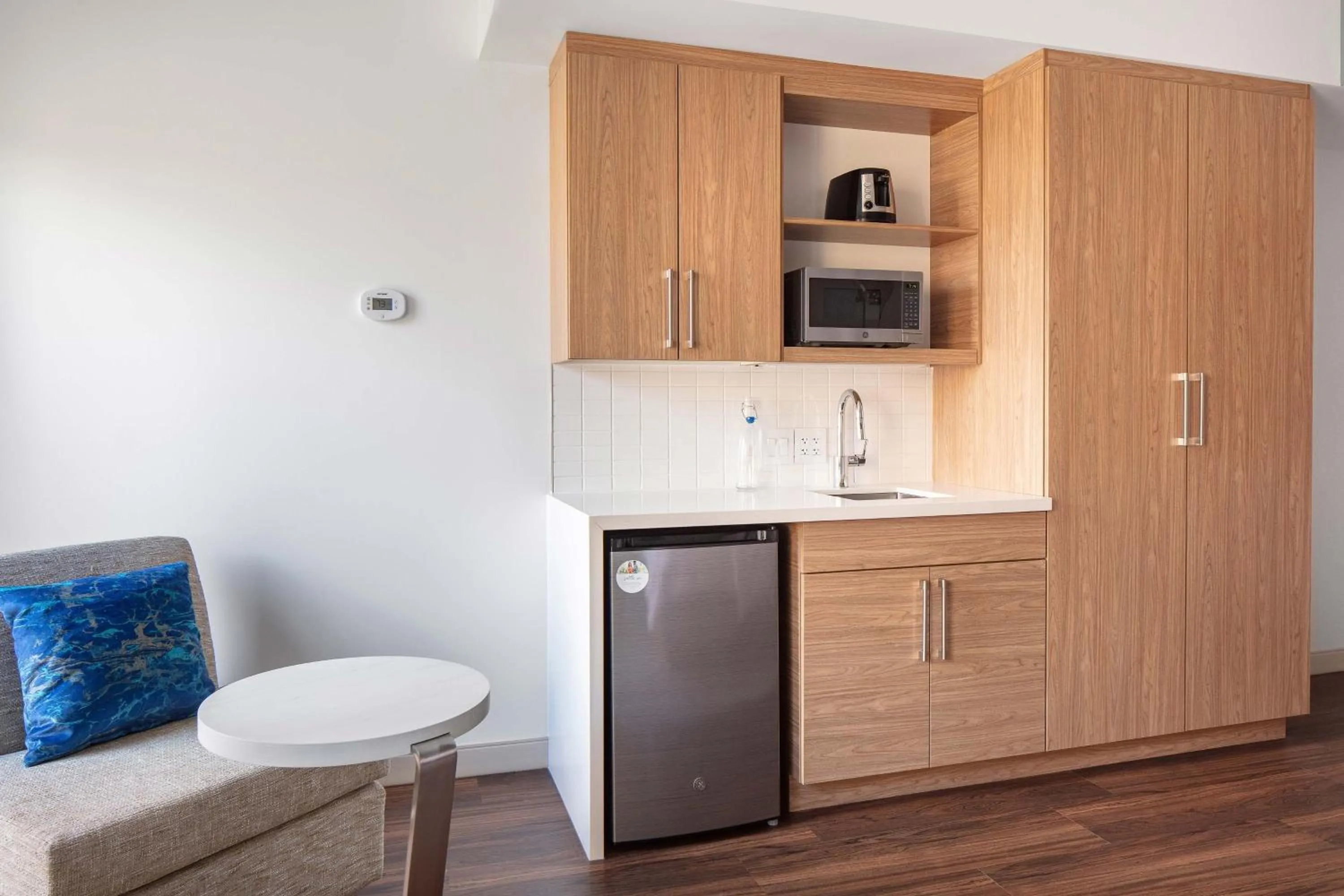 Photo of the whole room in Element Iowa City