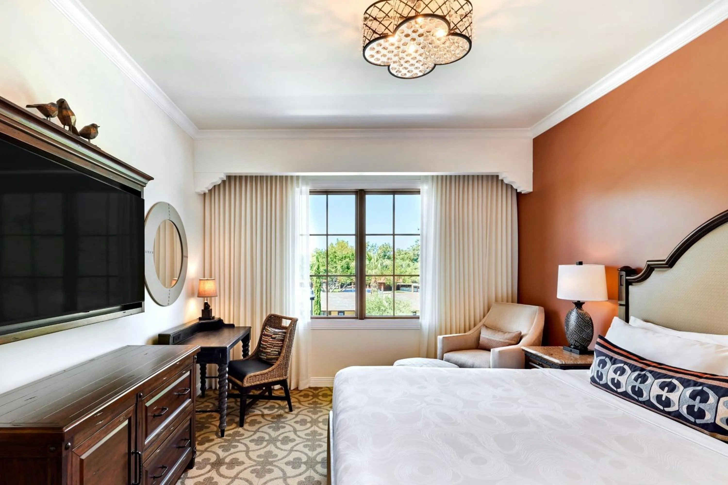 Photo of the whole room, Bed in Inn at the Mission San Juan Capistrano, Autograph Collection