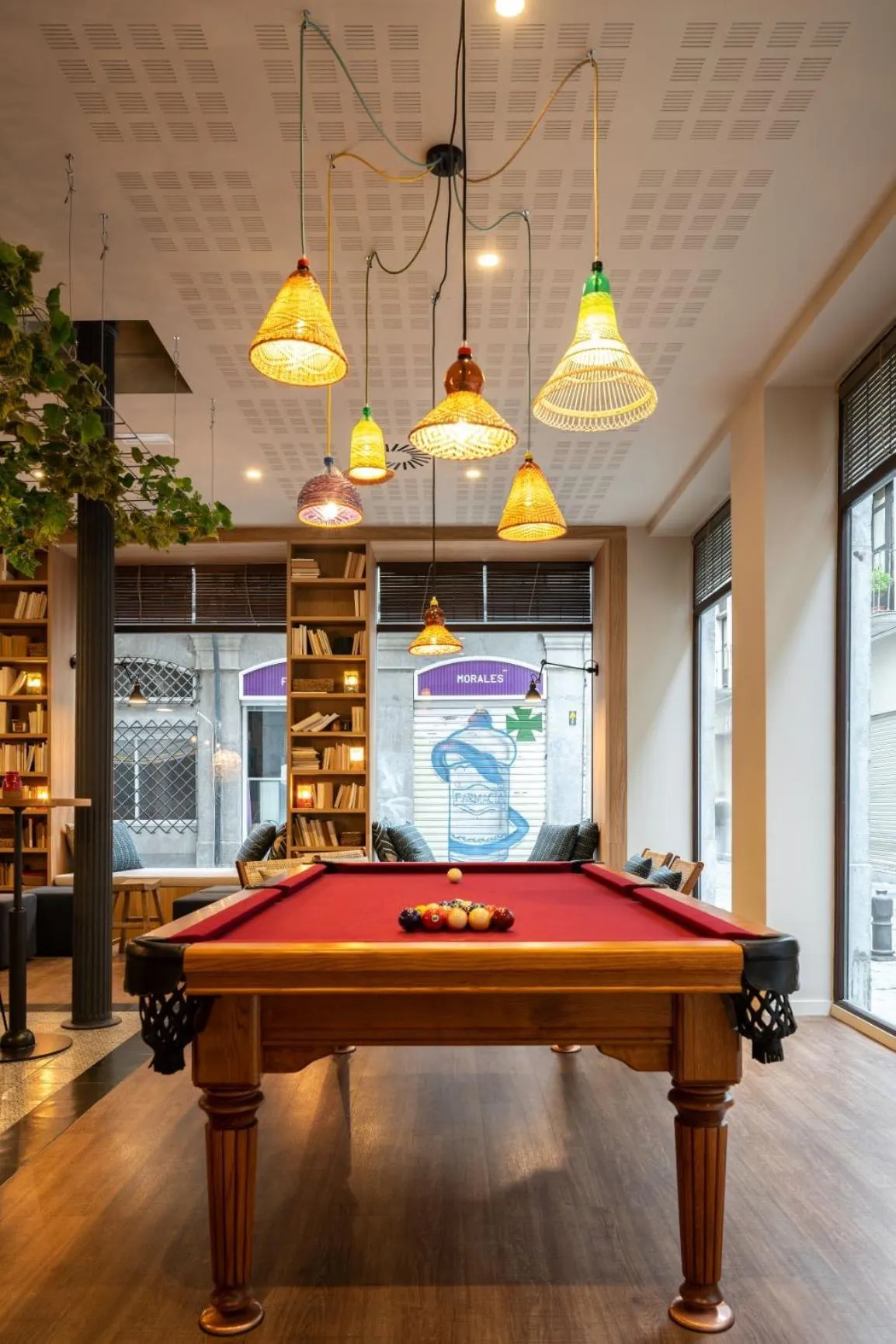 Communal lounge/ TV room in Toc Hostel Granada