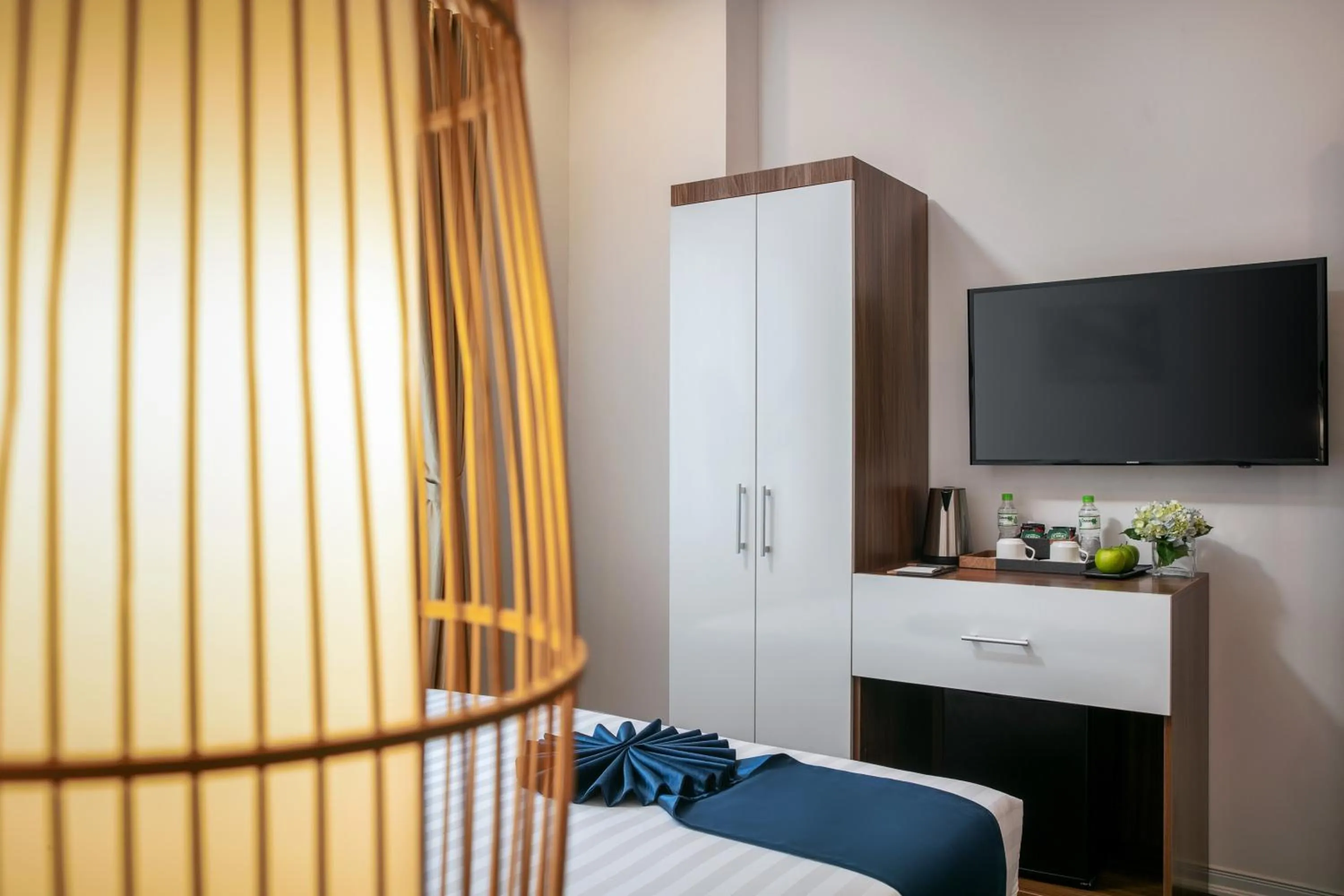 Bedroom, Bed in Patel Hotel Hanoi