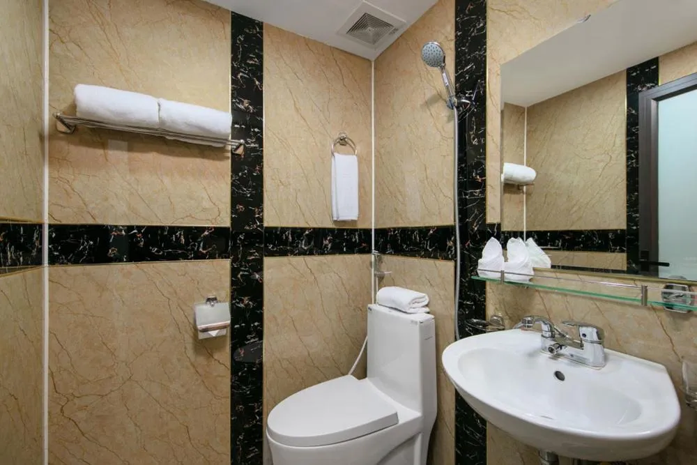 Bathroom in Patel Hotel Hanoi