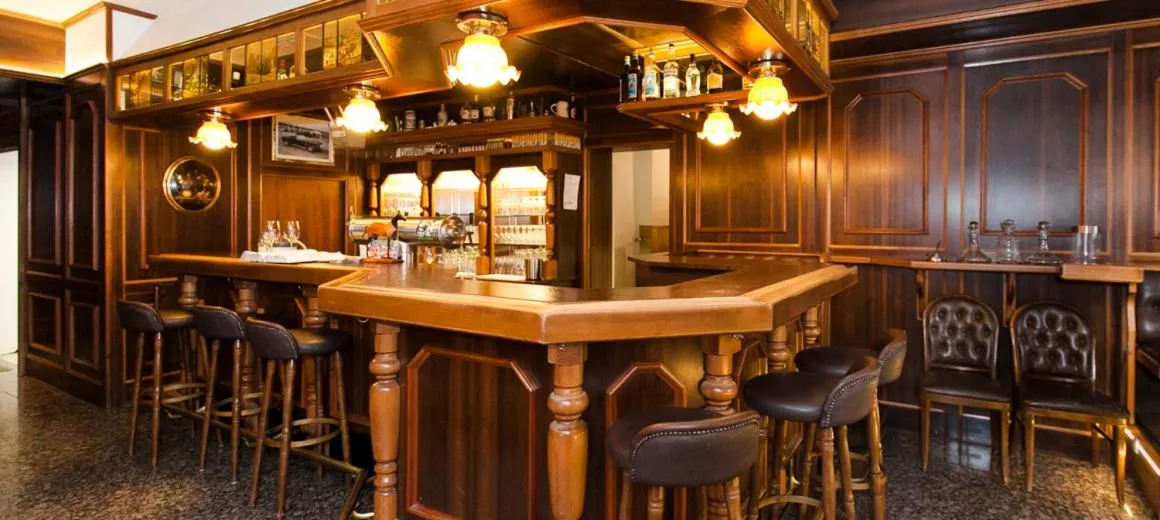 Restaurant/places to eat in Hotel-Restaurant Breitenbacher Hof