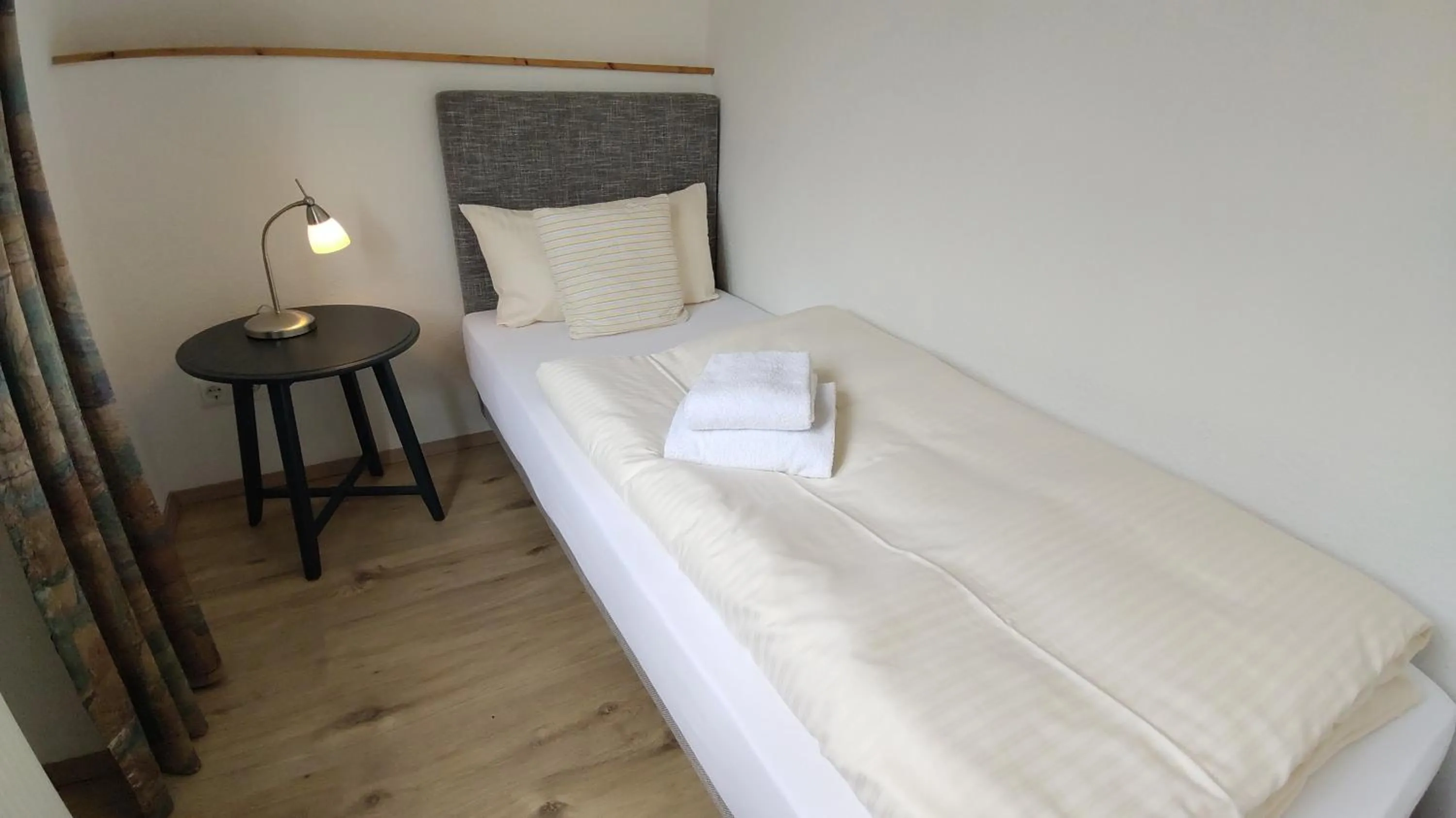 Bed in Hotel-garni-Kachelburg