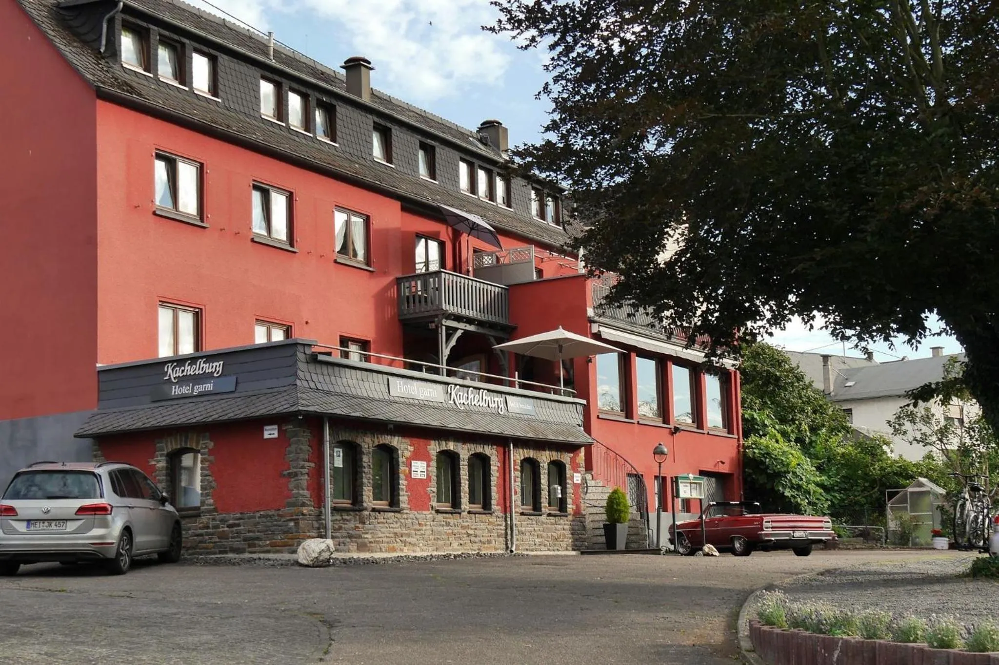 Property building in Hotel Kachelburg