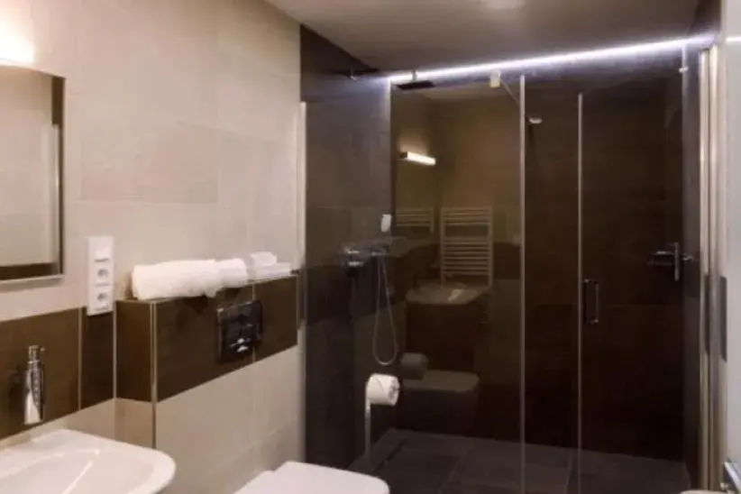 Suite with Balcony - single occupancy in Sporthotel Olympia Suite with Balcony - single occupancy in Sporthotel Olympia