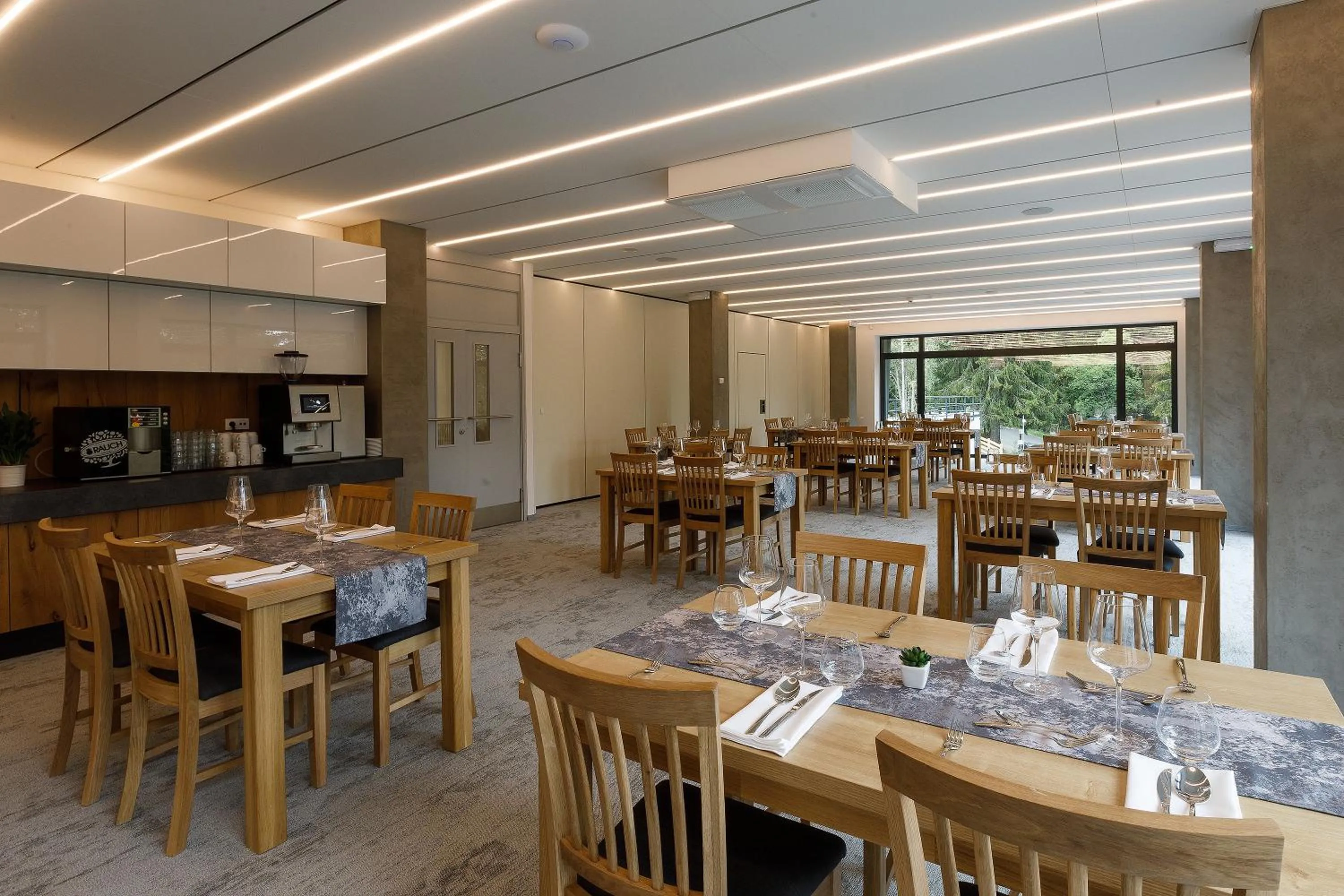 Restaurant/places to eat in Sporthotel Olympia