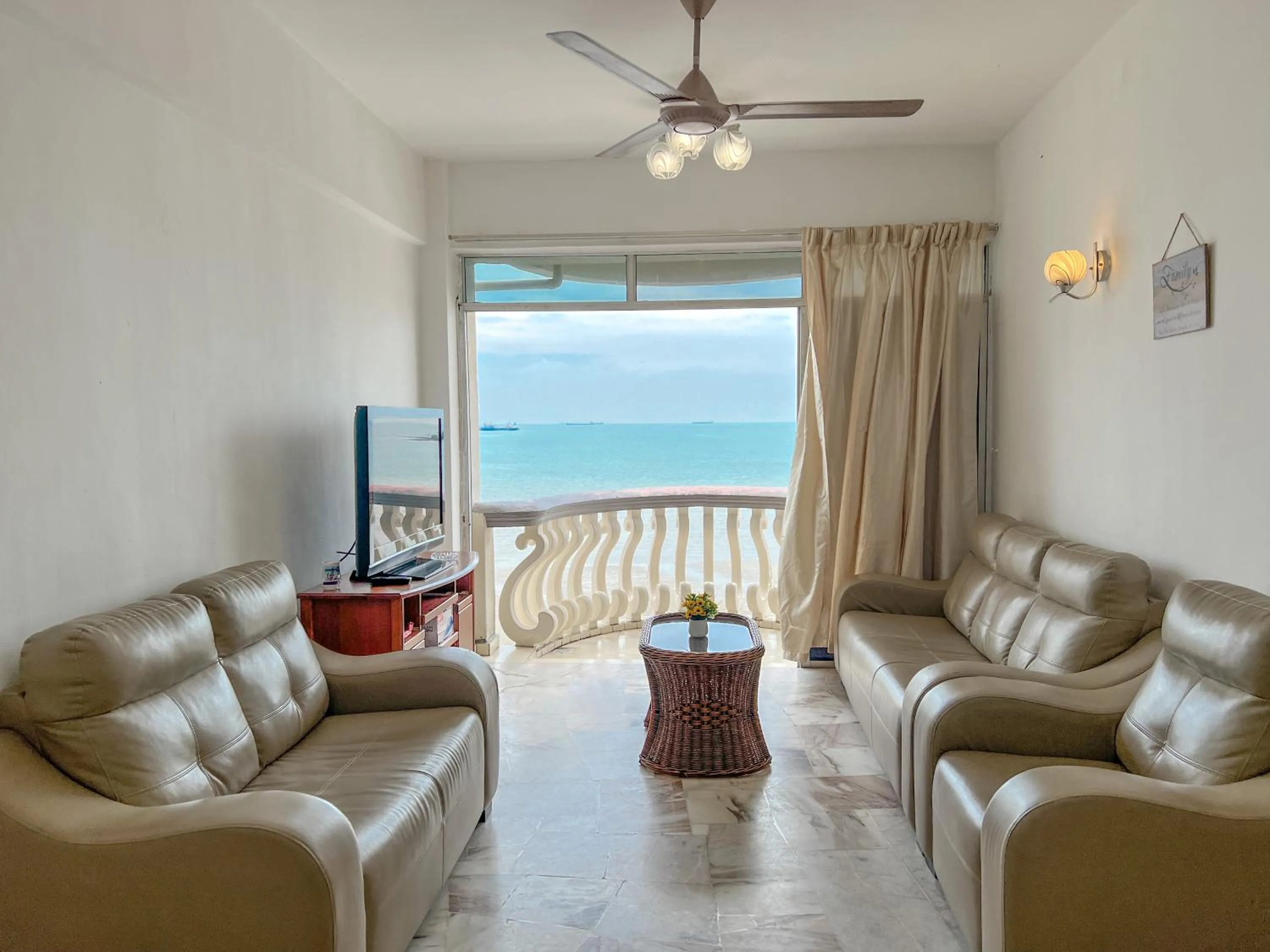 Living room in Maison Seaview Suites Port Dickson