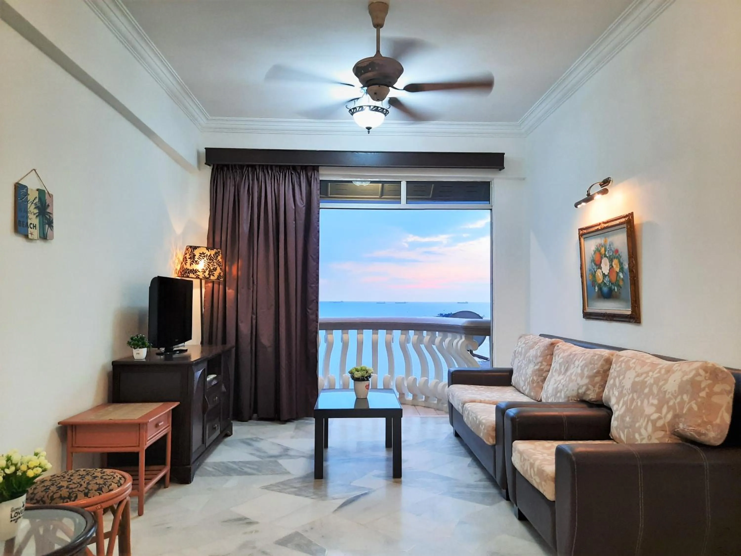 Living room in Maison Seaview Suites Port Dickson