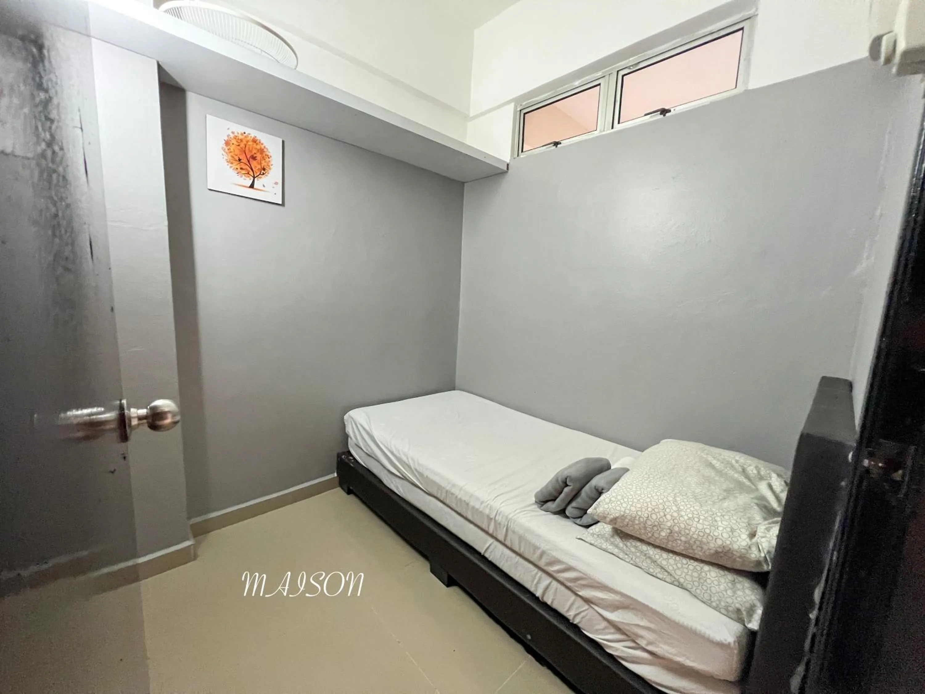 Bed in Maison Seaview Suites Port Dickson