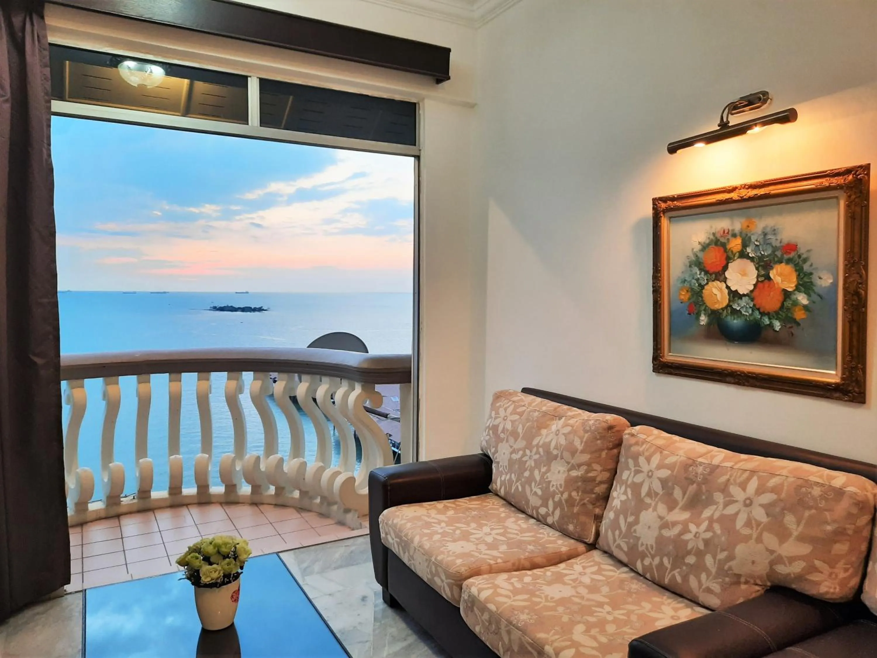 Balcony/Terrace in Maison Seaview Suites Port Dickson