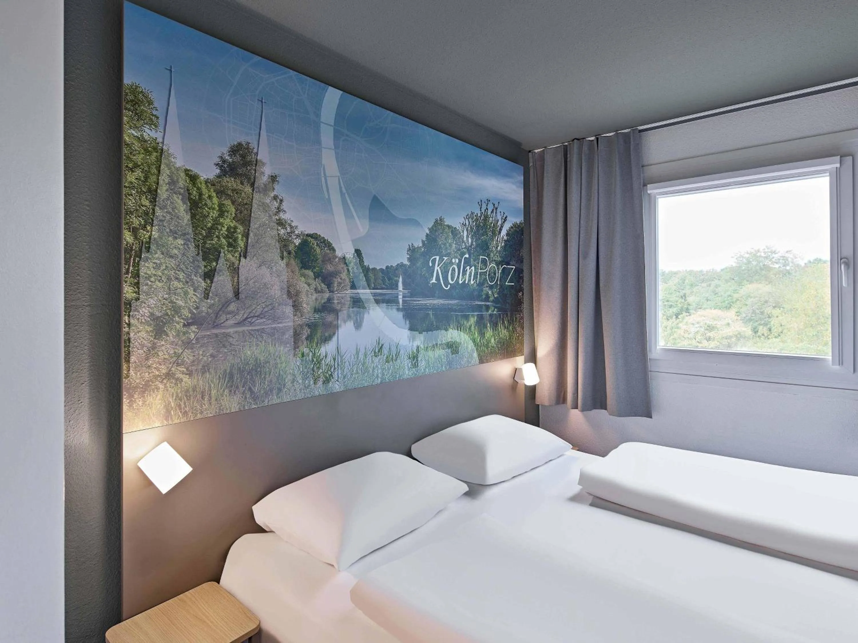 Photo of the whole room, Bed in B&B HOTEL Köln-Porz