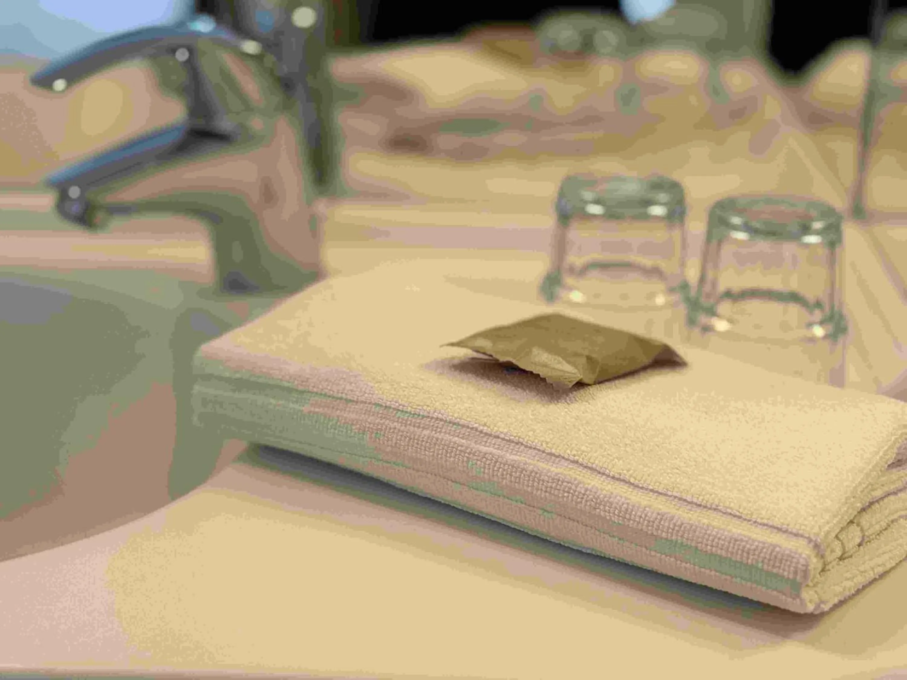 Bathroom, Bed in Hotel Stay Inn Köln Leverkusen City