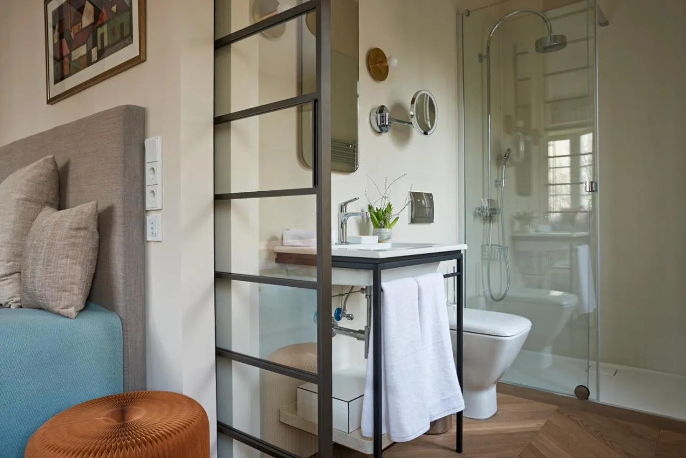 Bathroom in Bagatelle Gardenhouse