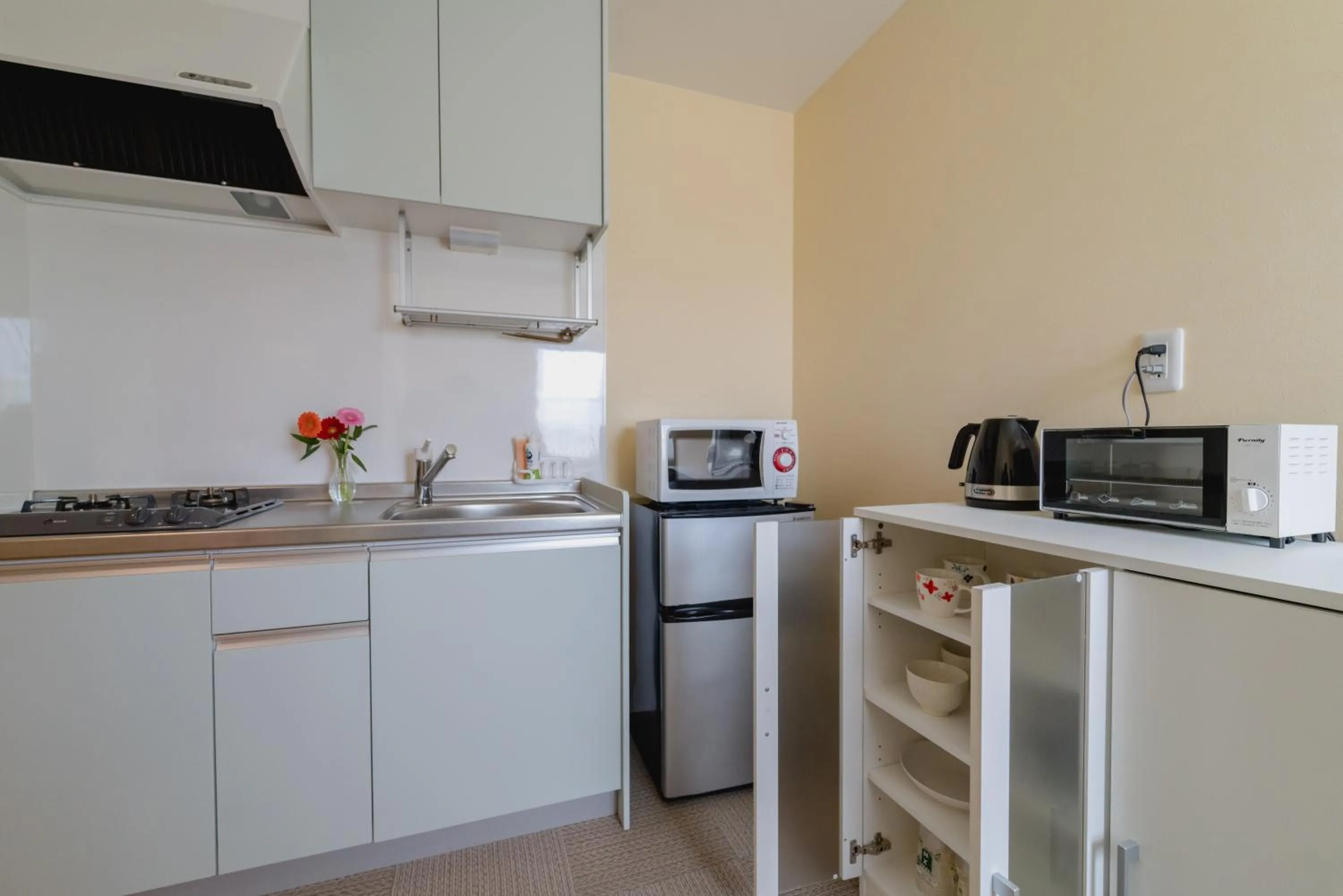 Kitchen or kitchenette in Ecot Shimozato 2