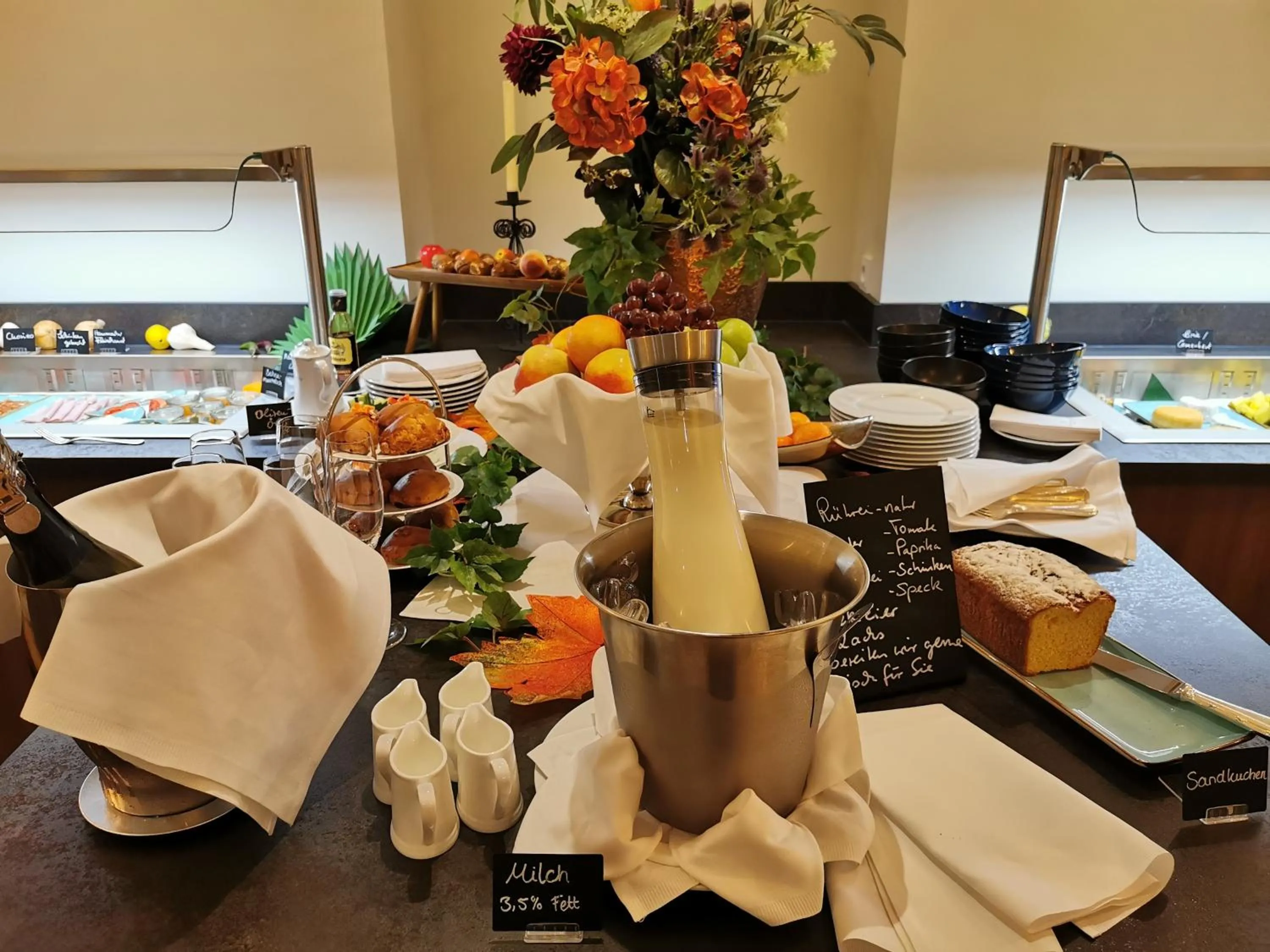 Breakfast in Romantik Hotel-Restaurant Altenberger Hof