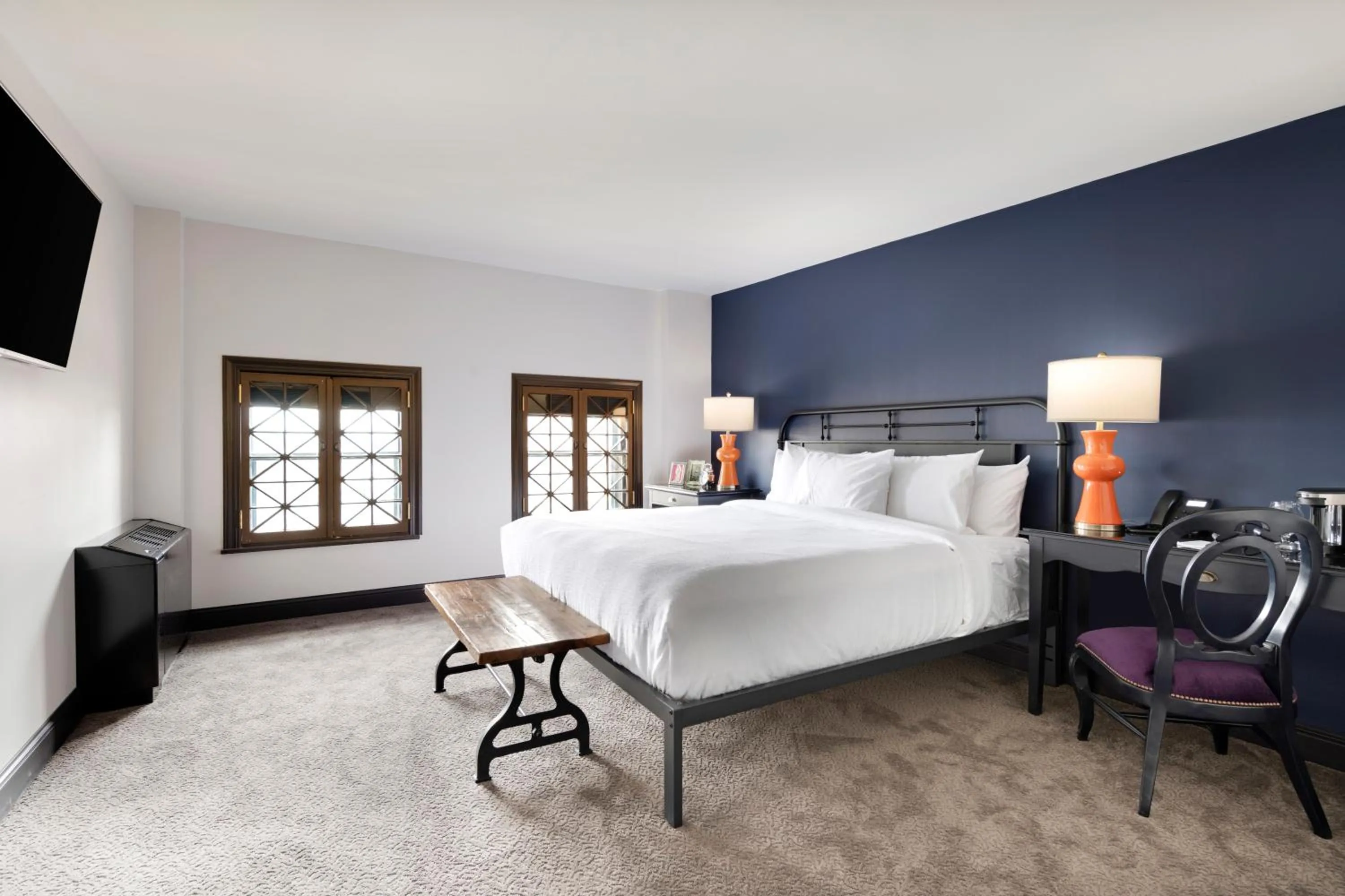 Bed in Celeste of St Paul