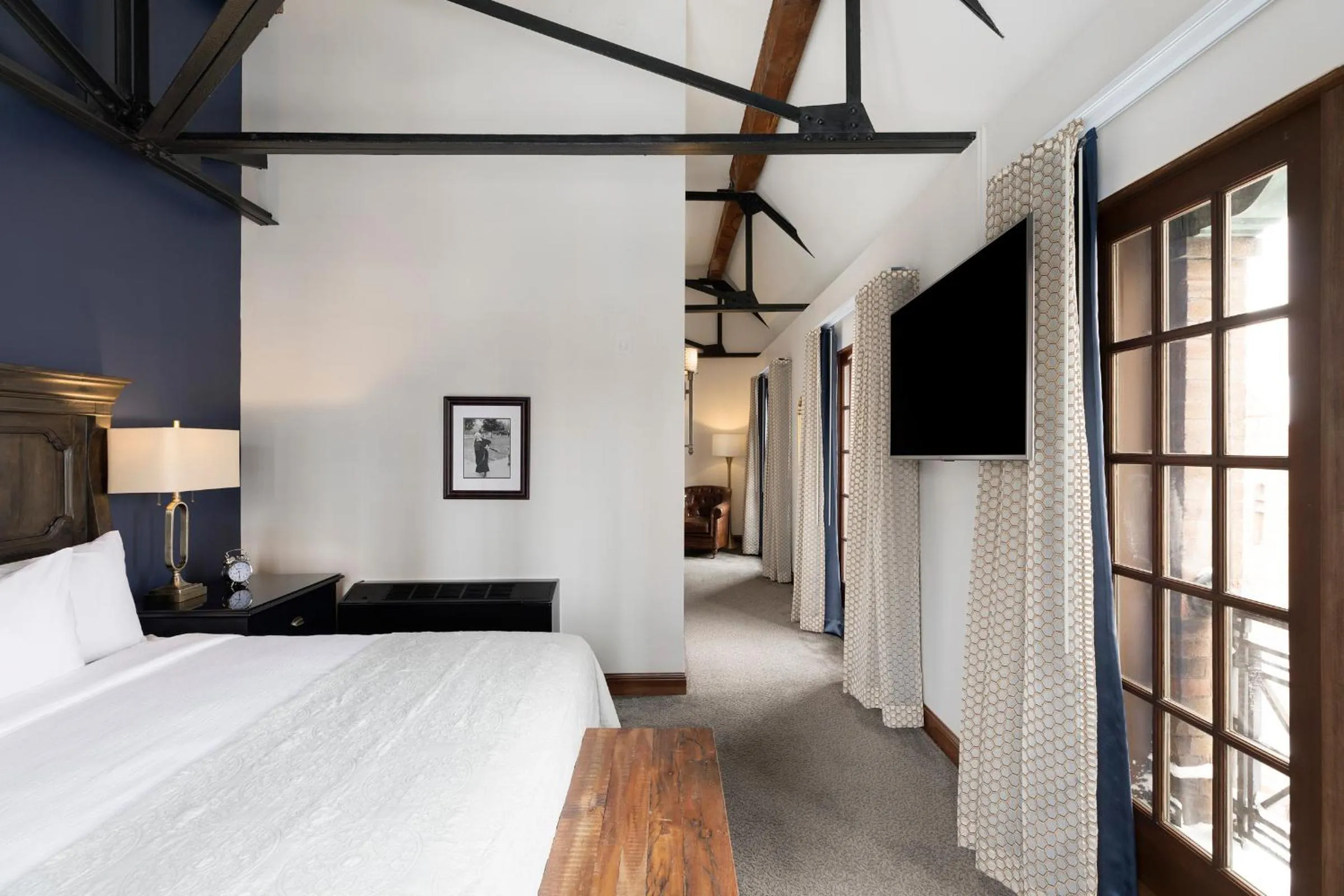 Bed in Celeste of St Paul