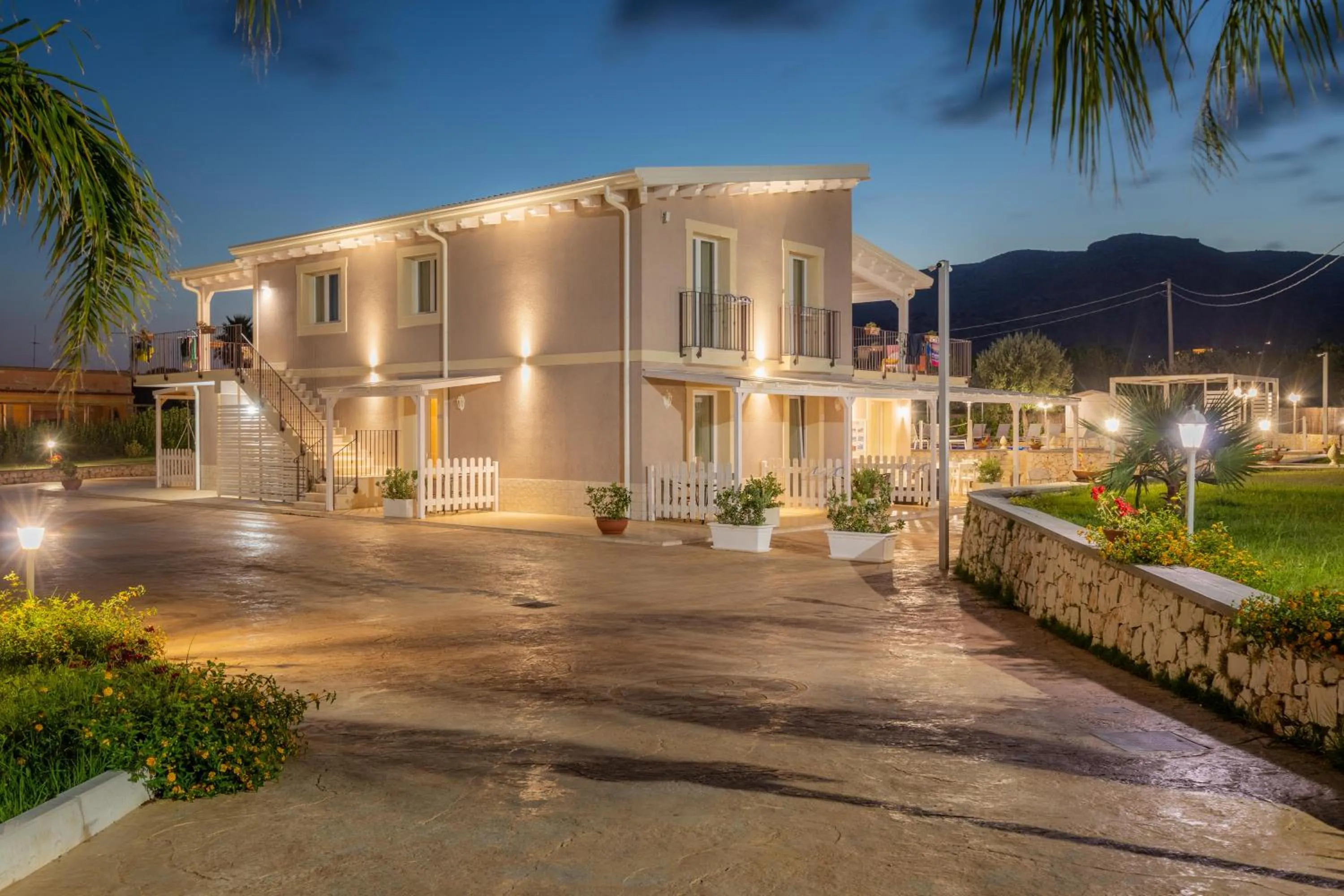 Facade/entrance in Tramonto Ibleo Resort
