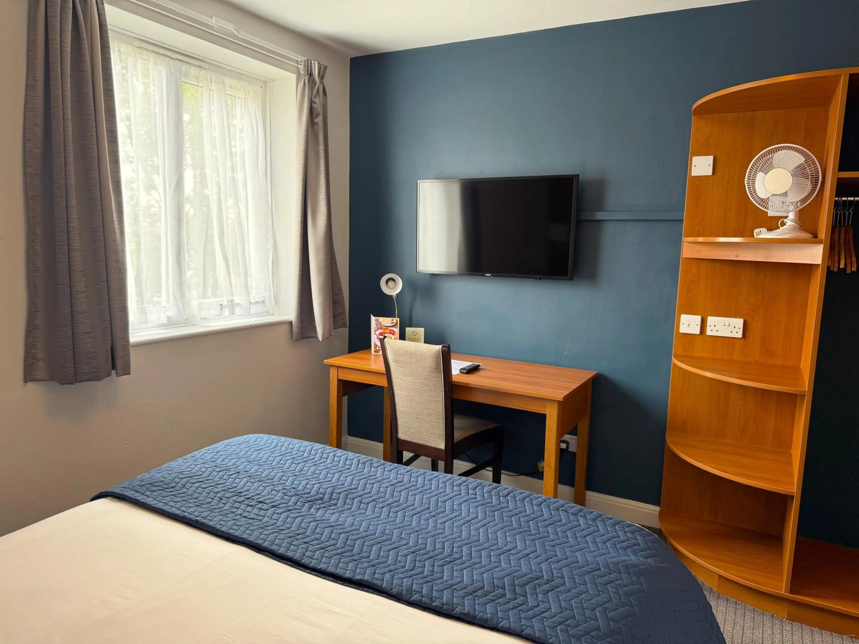 Bed in The Bowman by Greene King Inns