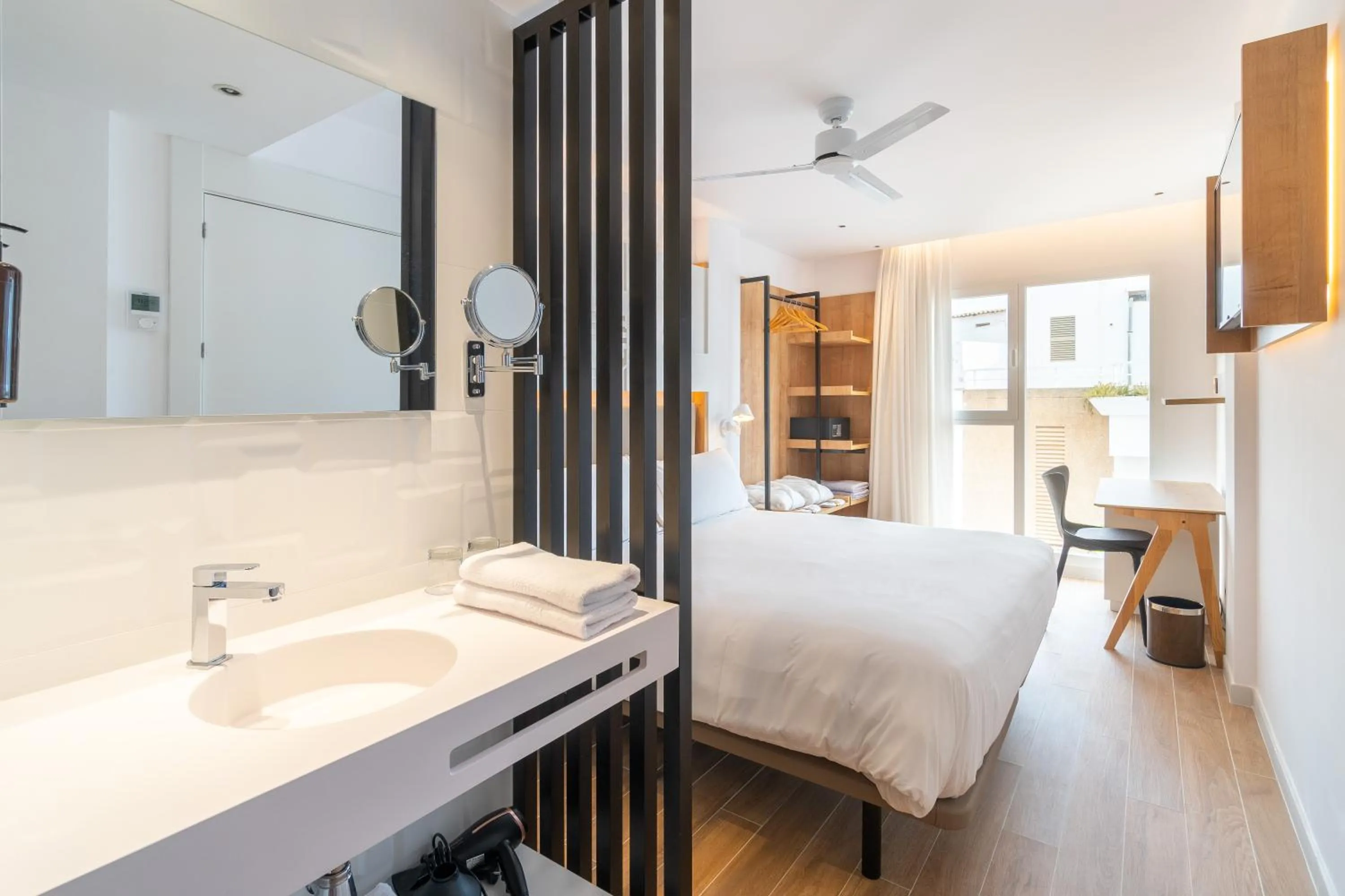 Bed in Senator Cala Millor