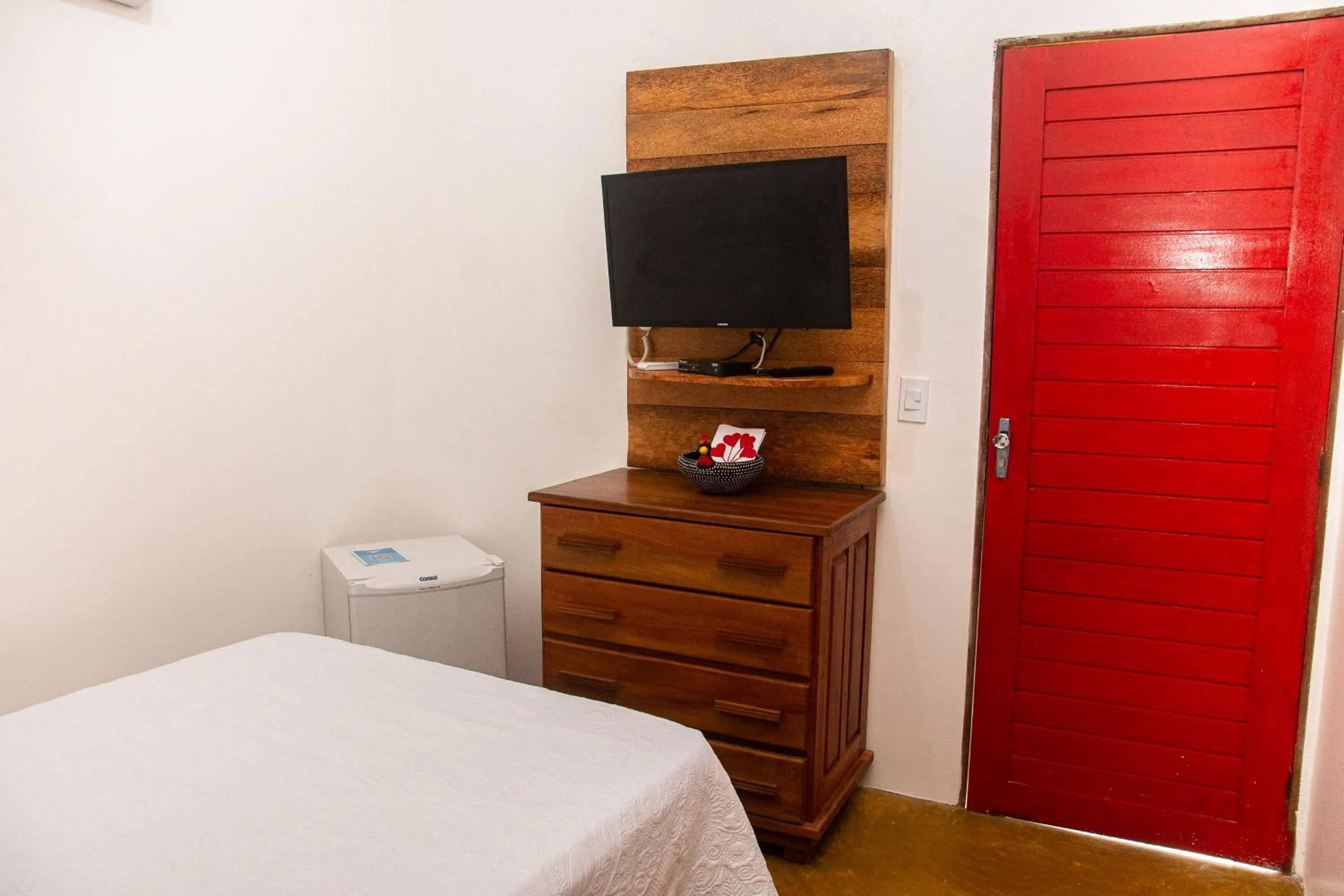 TV and multimedia, Bed in POUSADA PONTA DA ASA