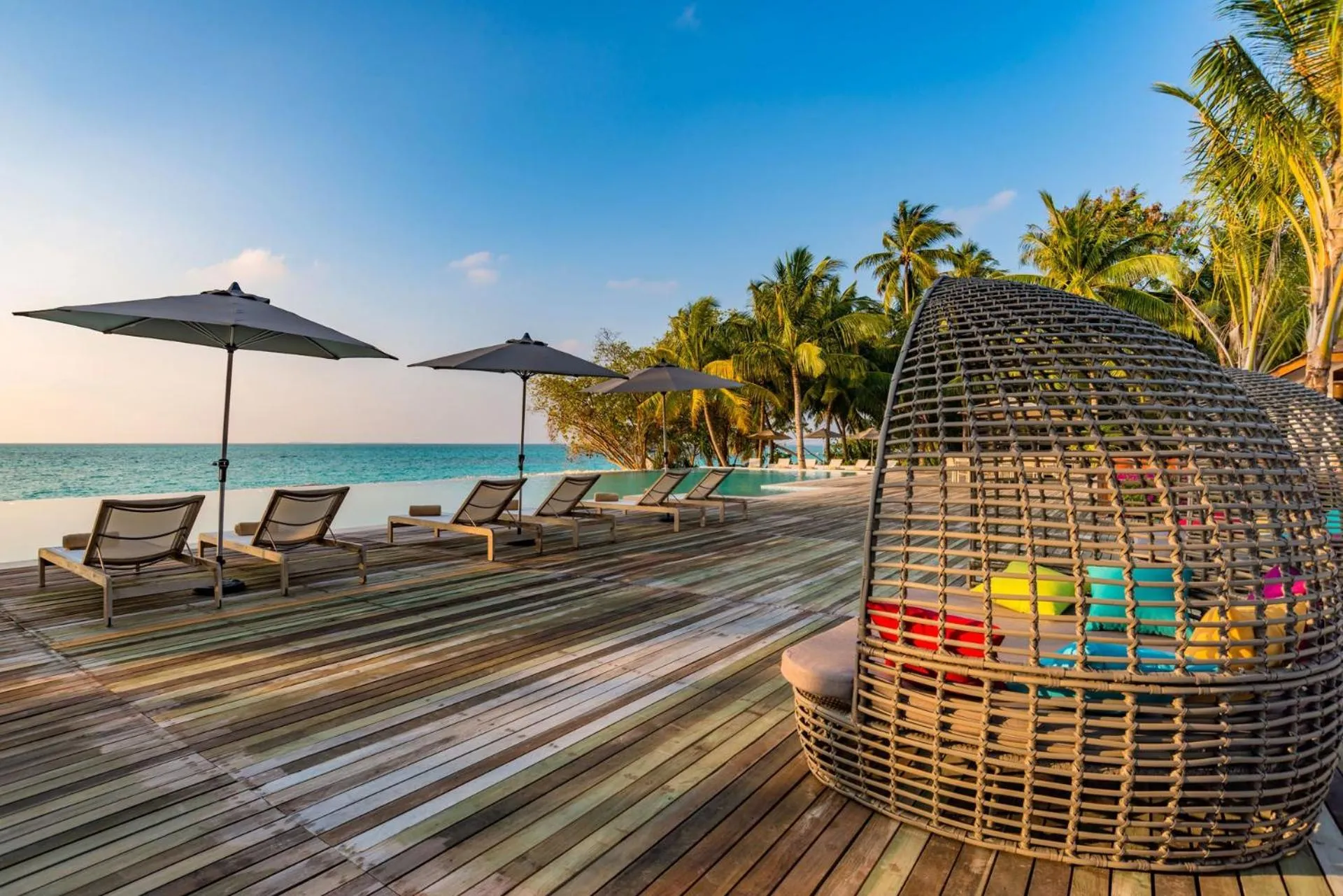 Property building in Fiyavalhu Resort Maldives