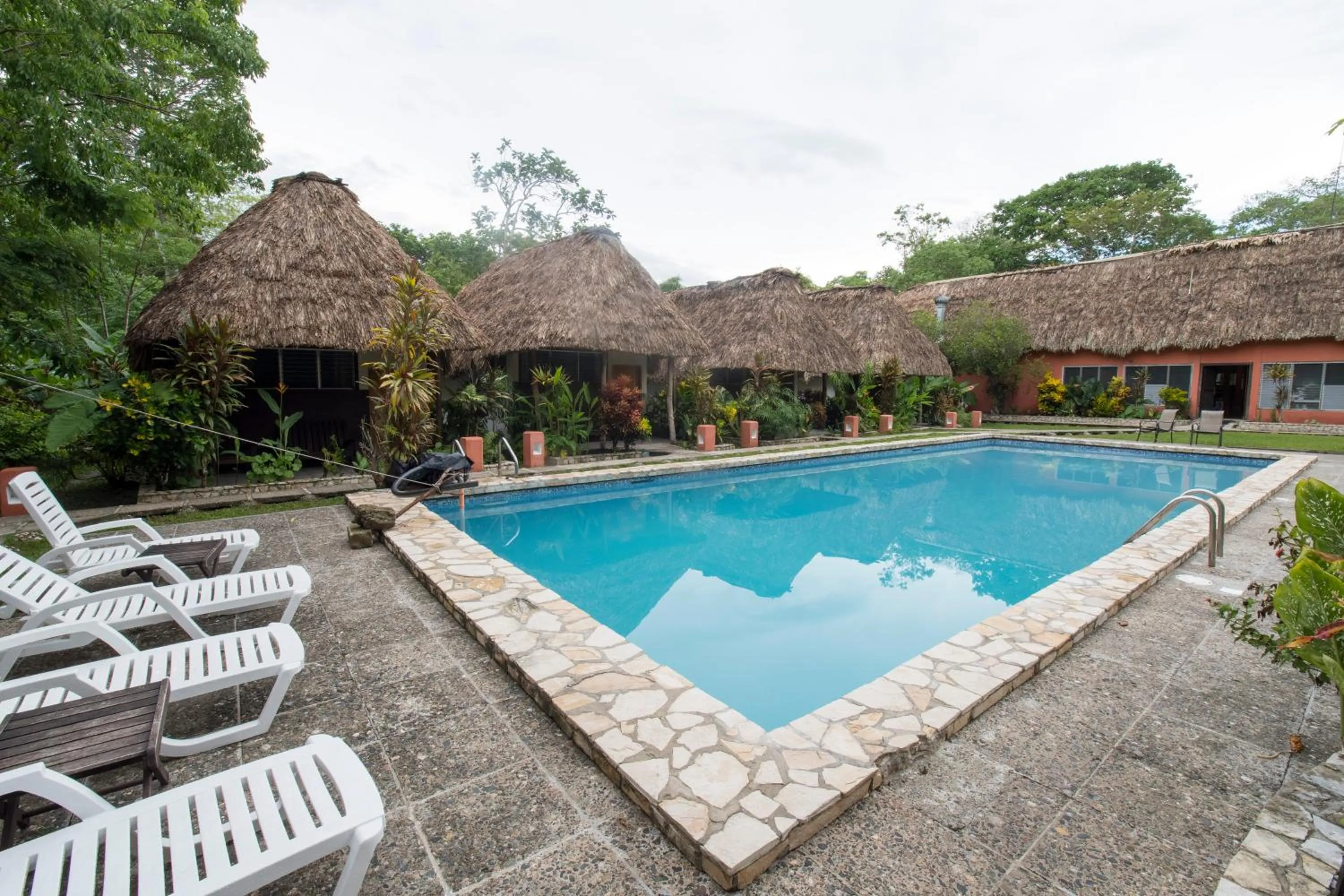 Swimming pool in Hotel Tikal Inn