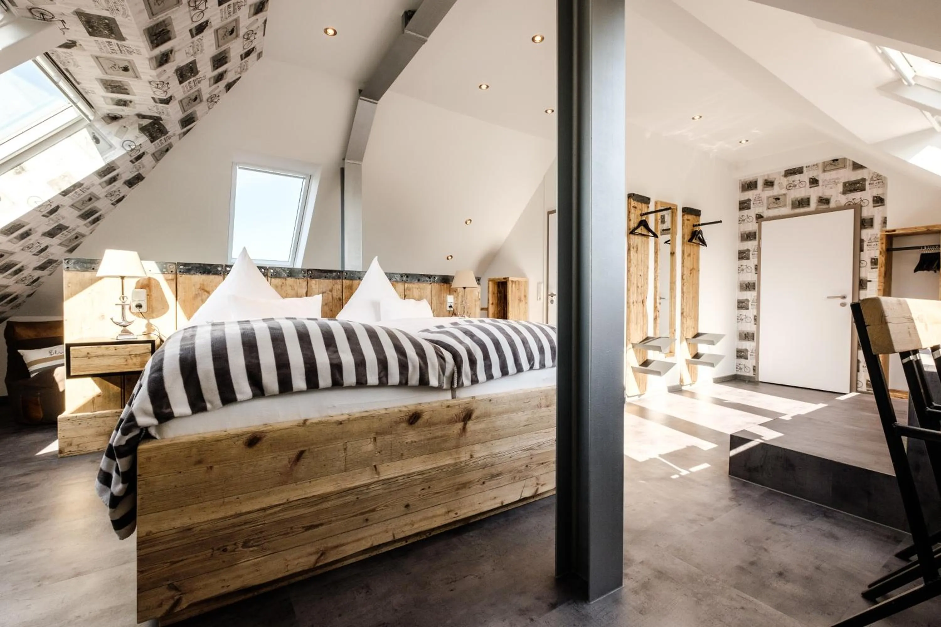 Photo of the whole room, Bed in Das 53°Hotel