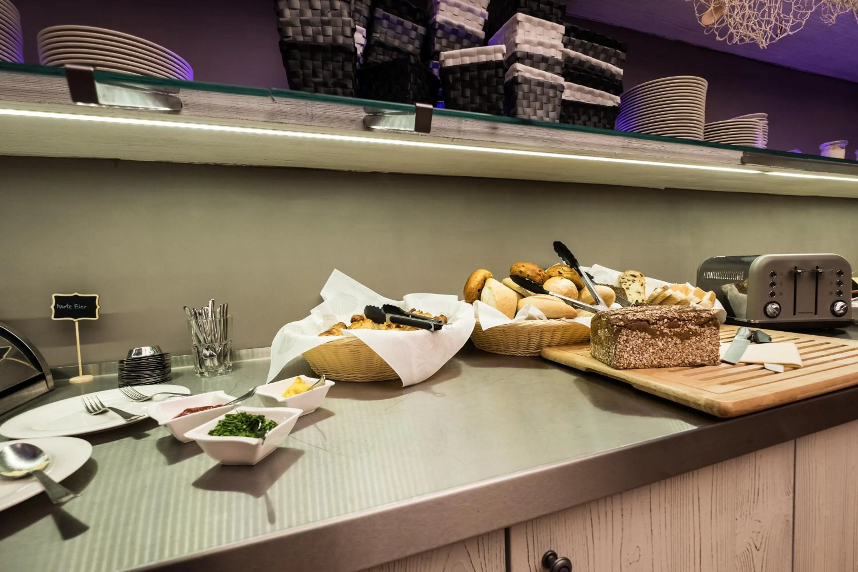 Buffet breakfast in Das 53°Hotel