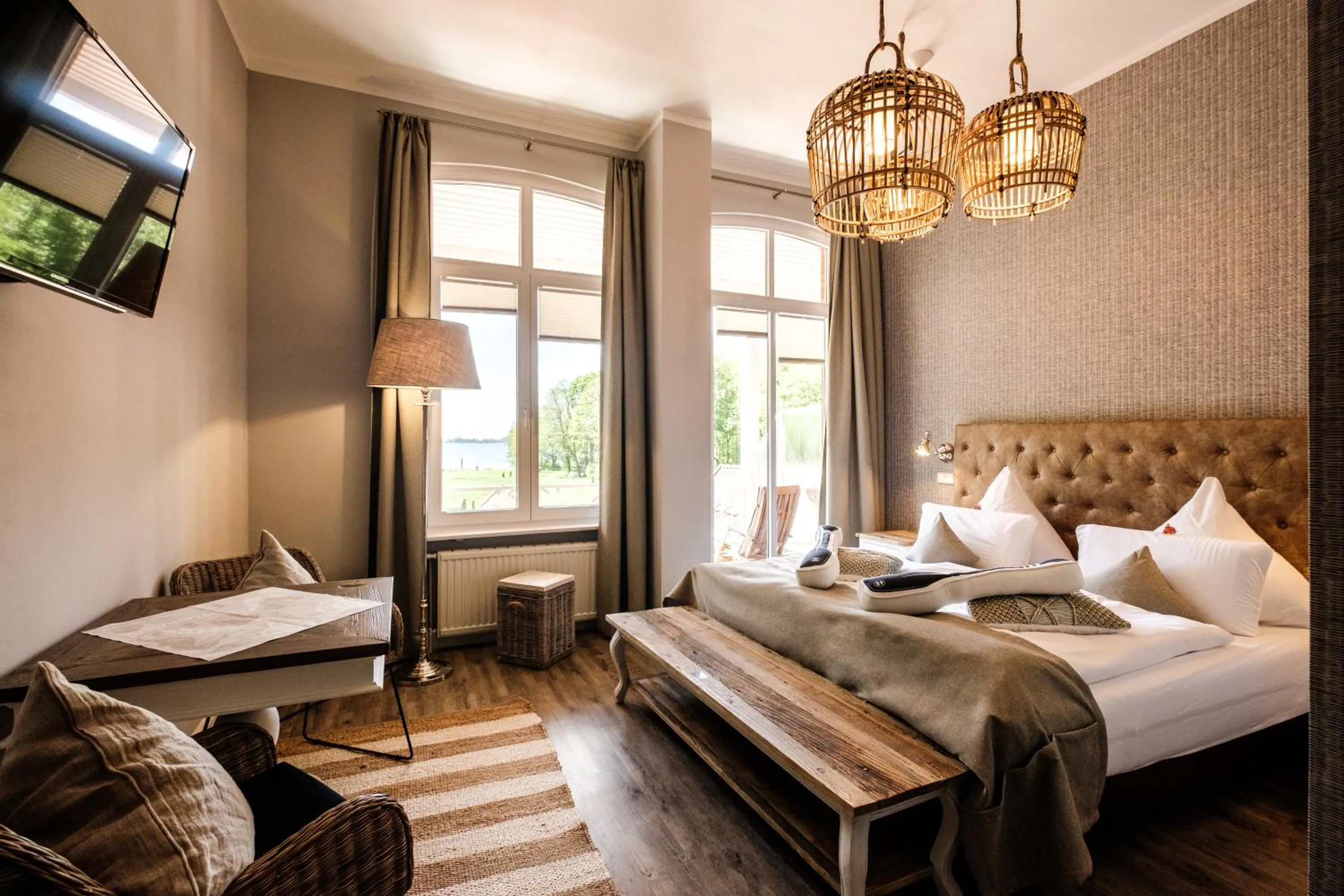 Photo of the whole room, Bed in Das 53°Hotel