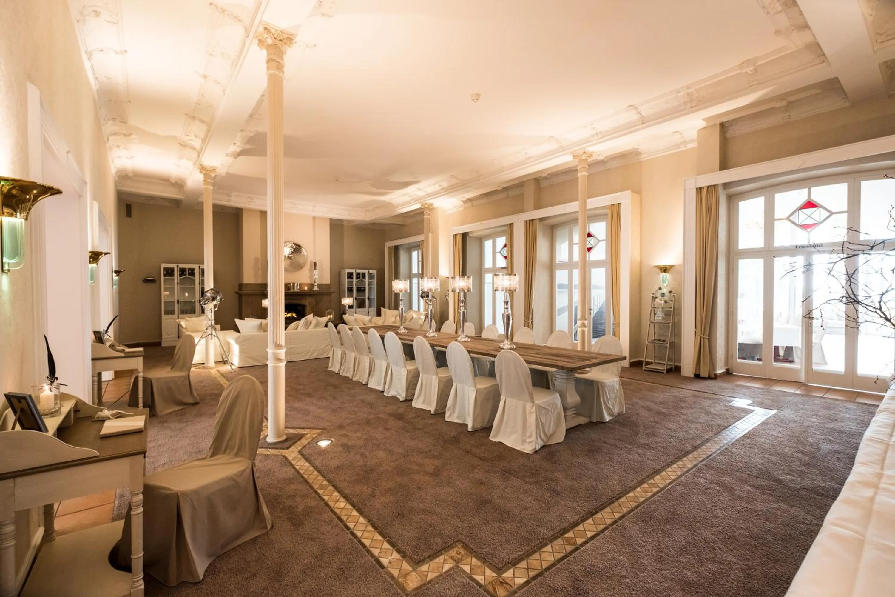 Lobby or reception in Das 53°Hotel