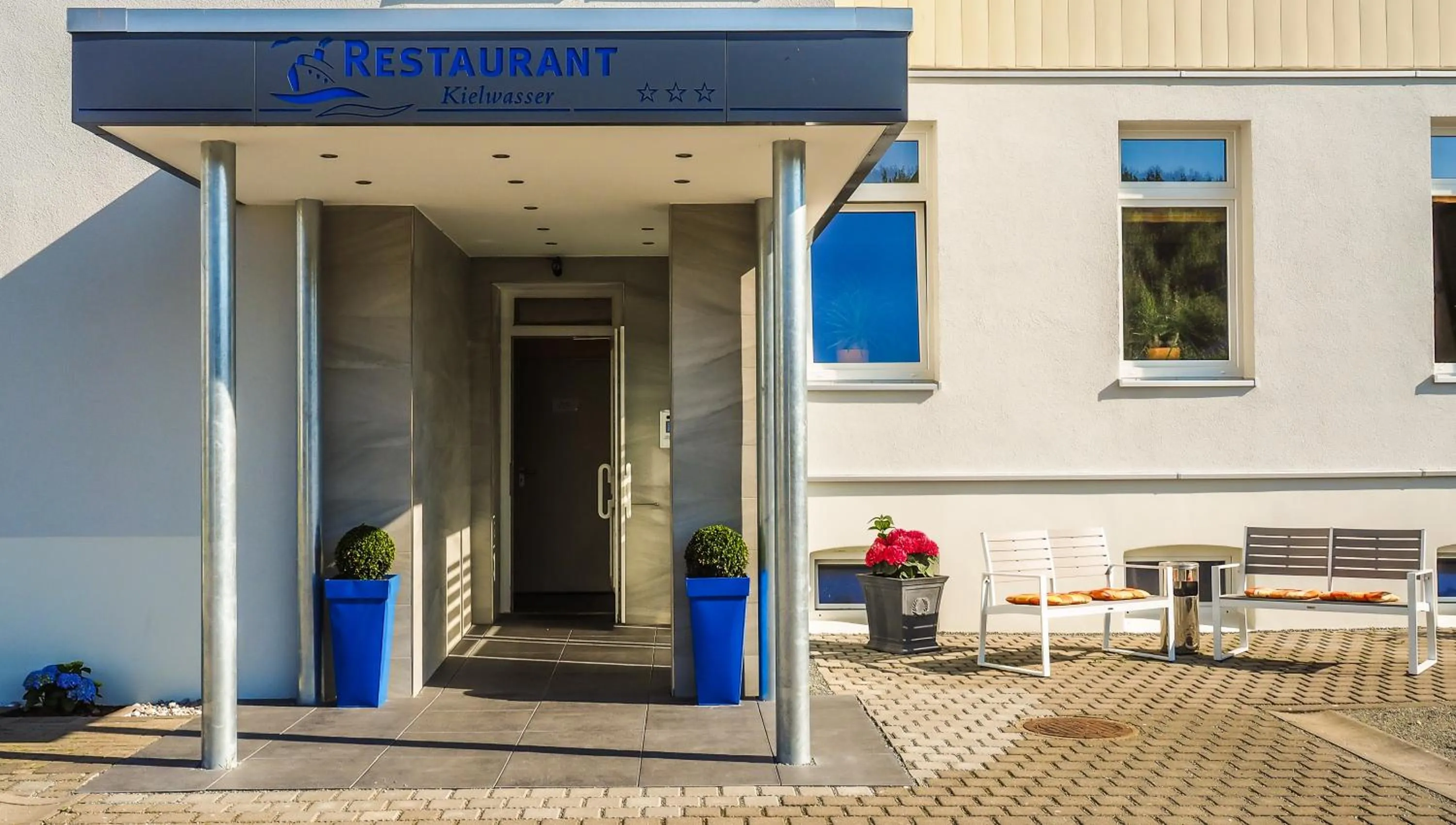 Facade/entrance in Hotel Kieler Förde
