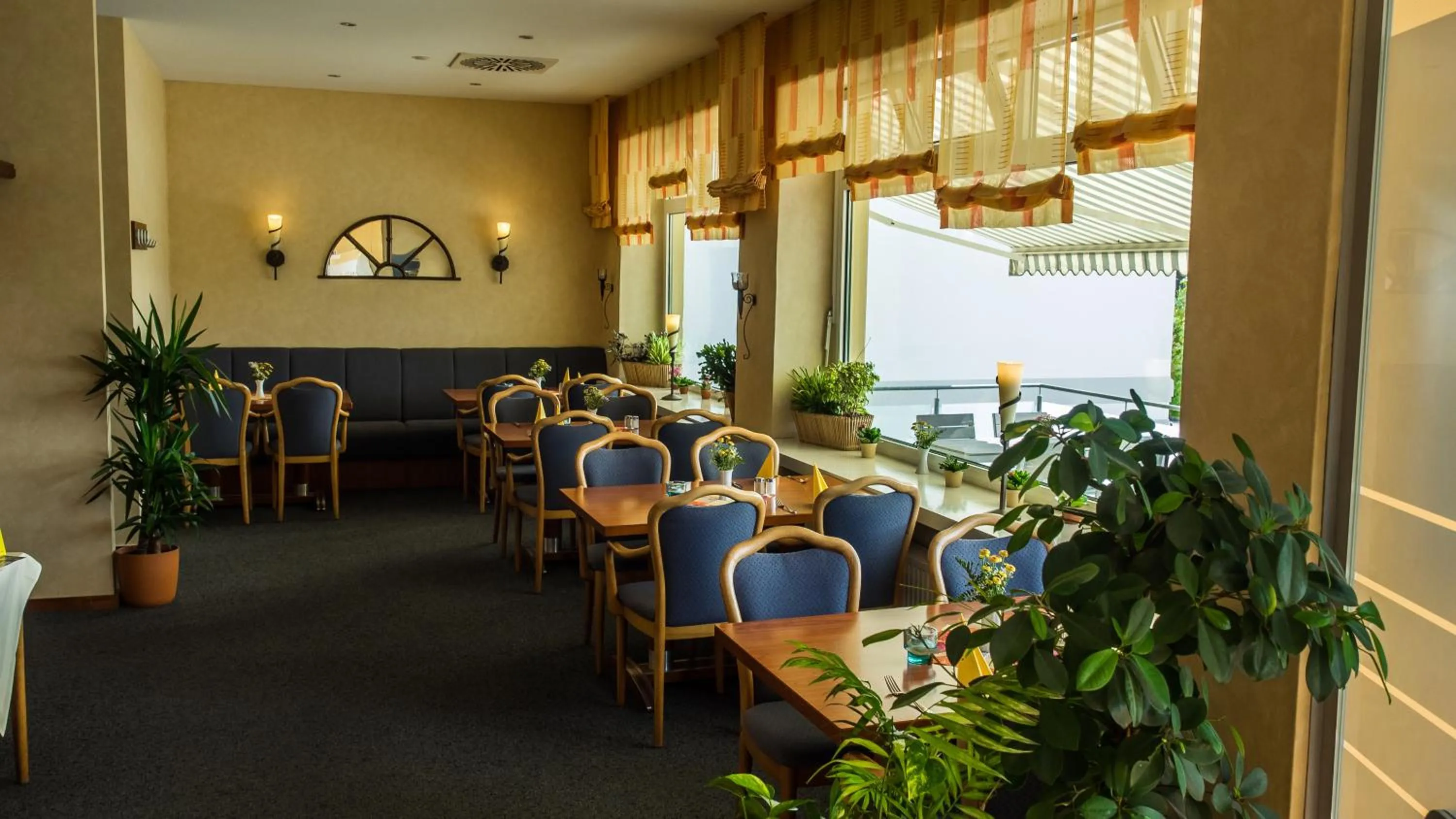 Restaurant/places to eat in Hotel Kieler Förde