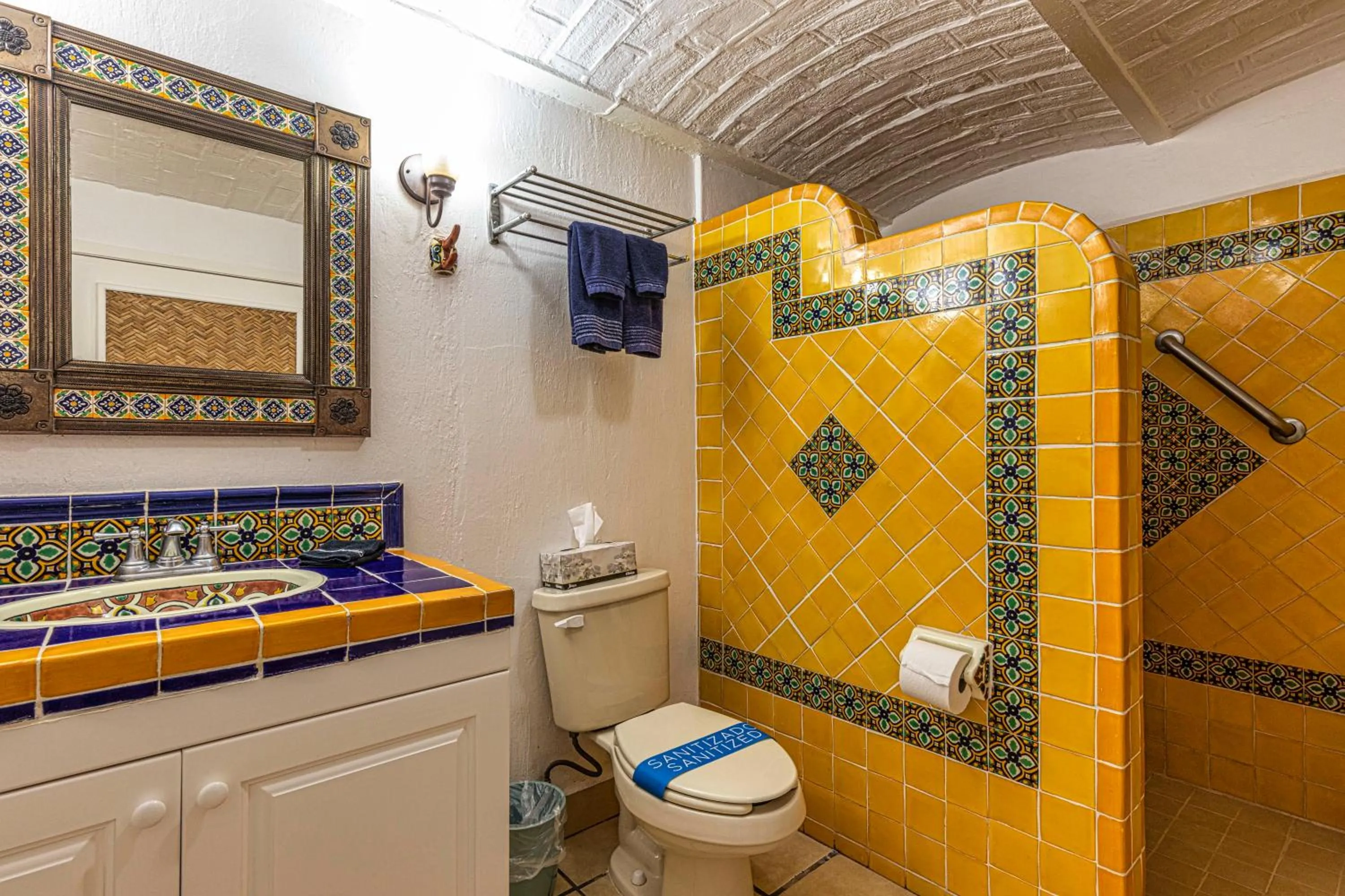 Bathroom in Casa del Sol Inn