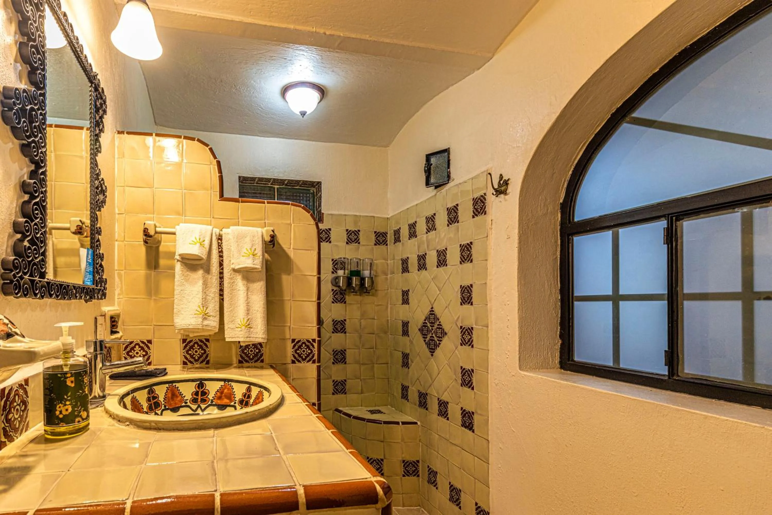Bathroom in Casa del Sol Inn
