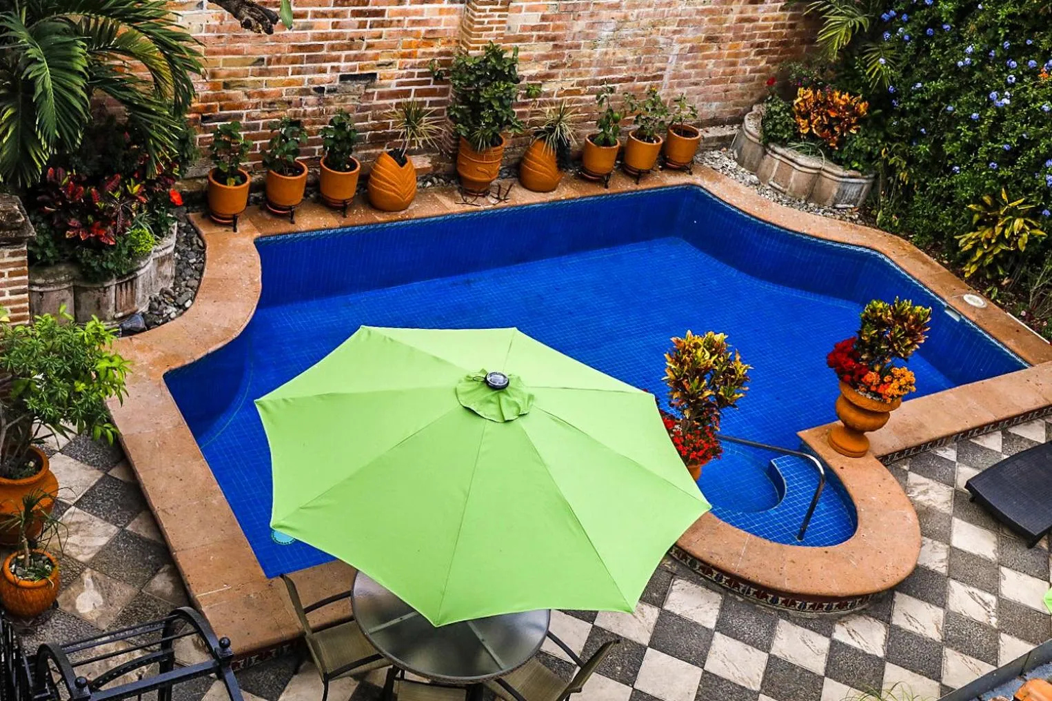 Pool view in Casa del Sol Inn