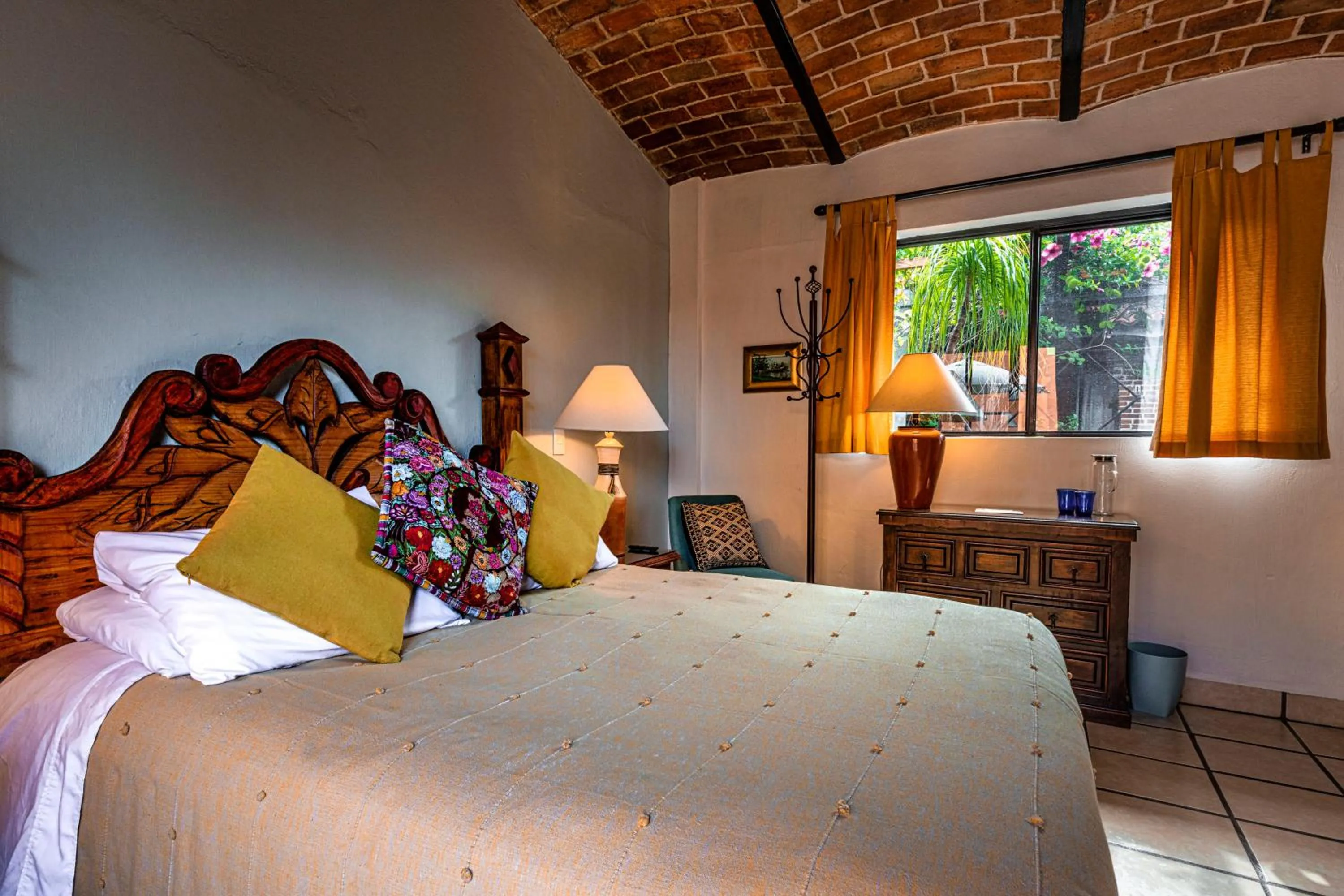 Bedroom, Bed in Casa del Sol Inn