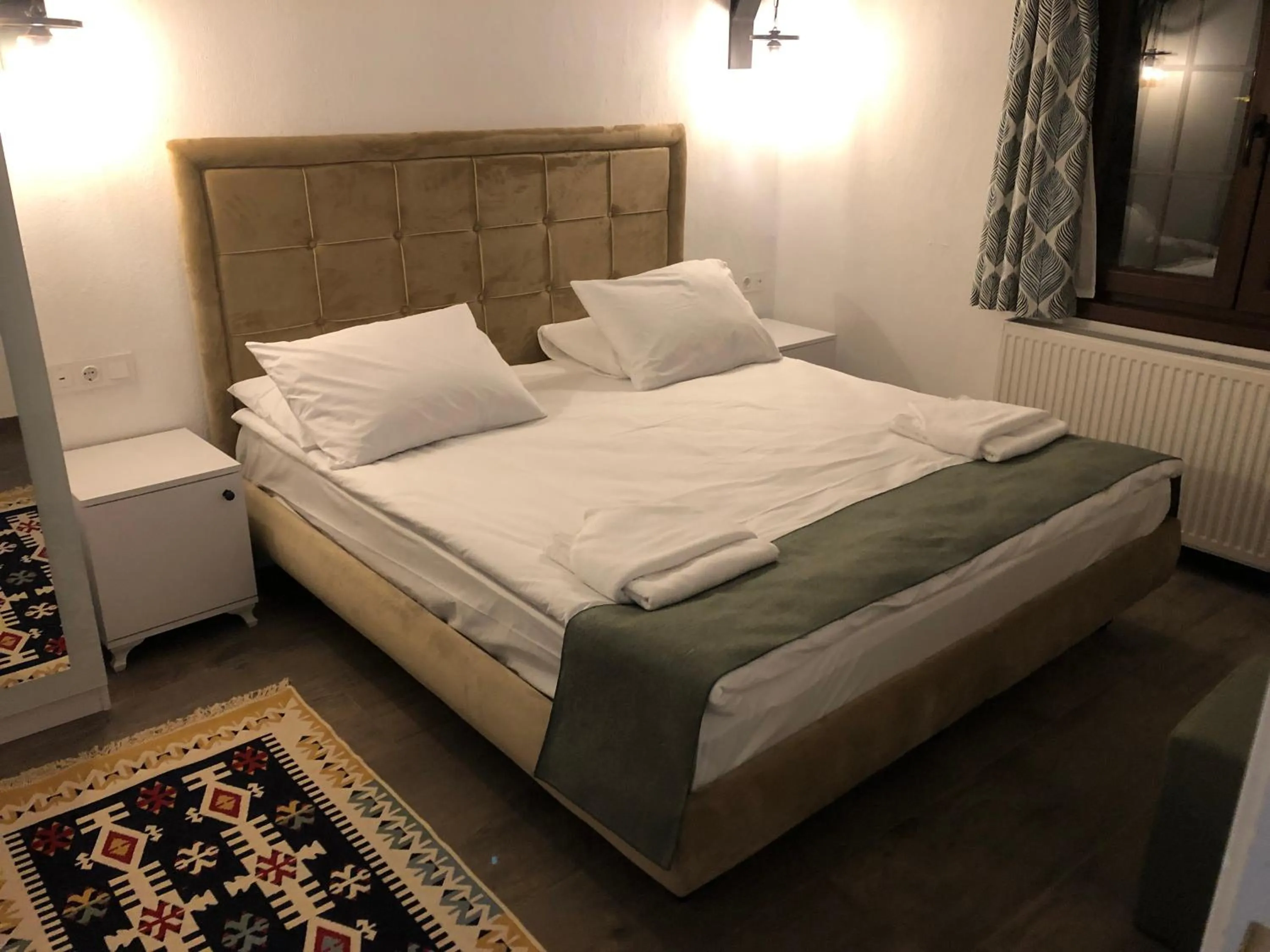 Bed in Polonezköy Country Club & Accommodation in the Wildlife Park!