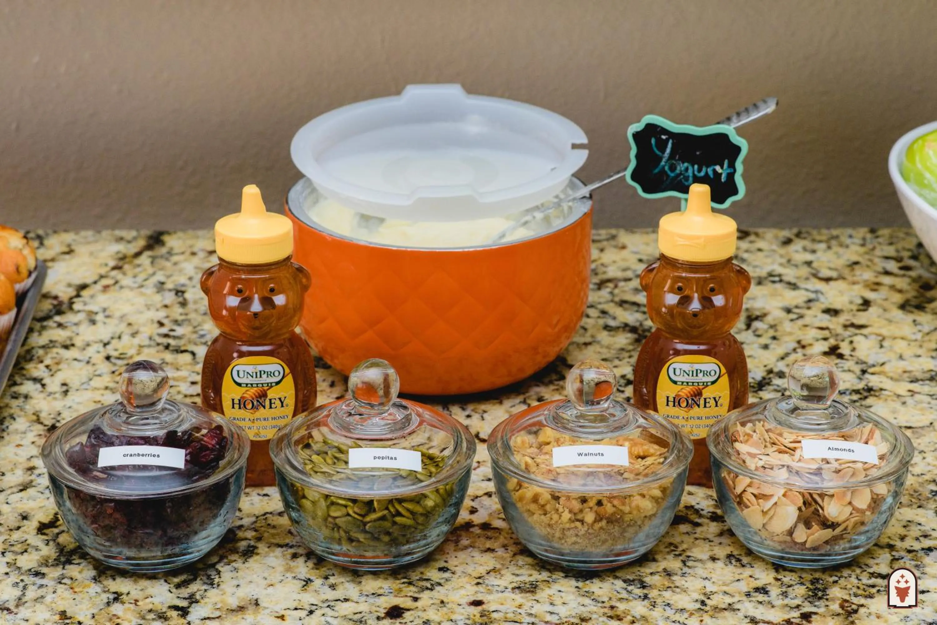 Continental breakfast in Coyote South