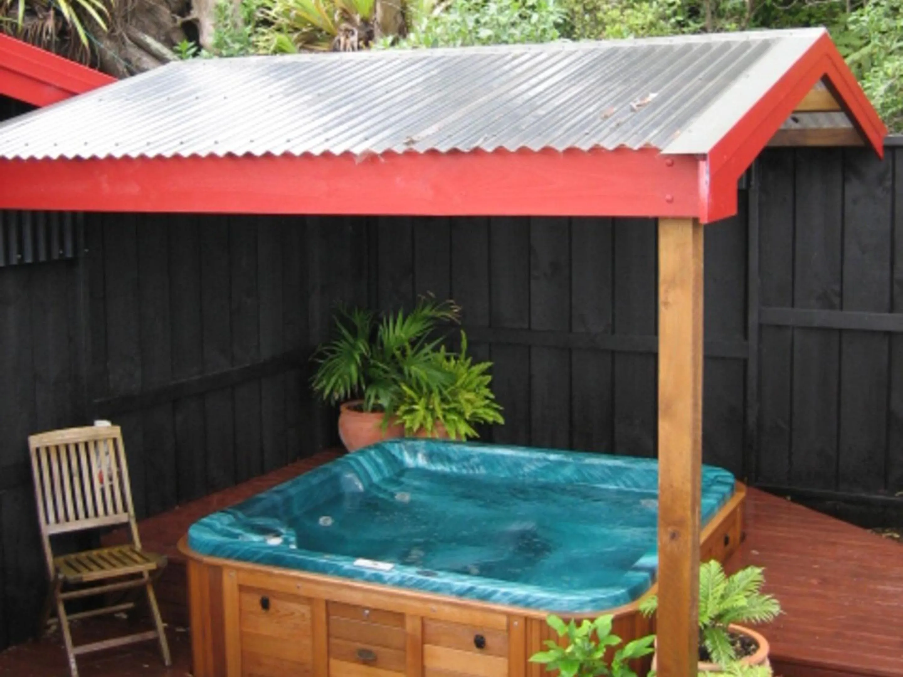 Hot Tub in Anglers Lodge