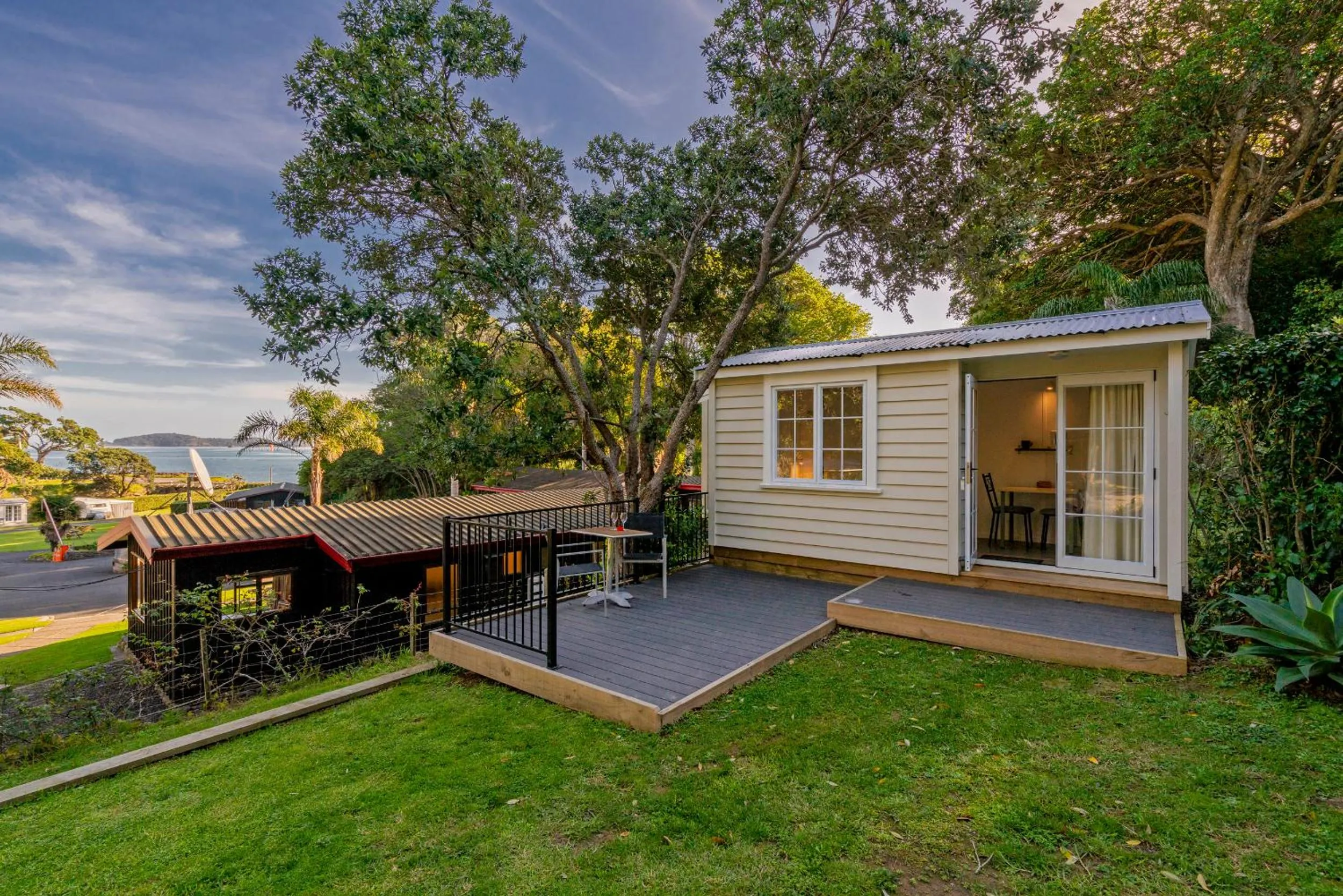 Patio in Anglers Lodge