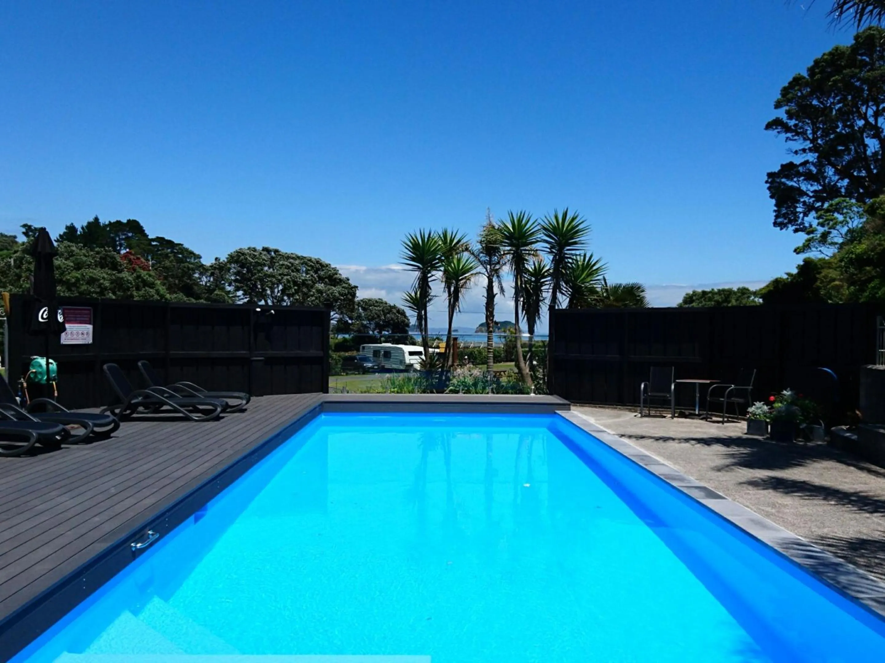 Swimming pool in Anglers Lodge