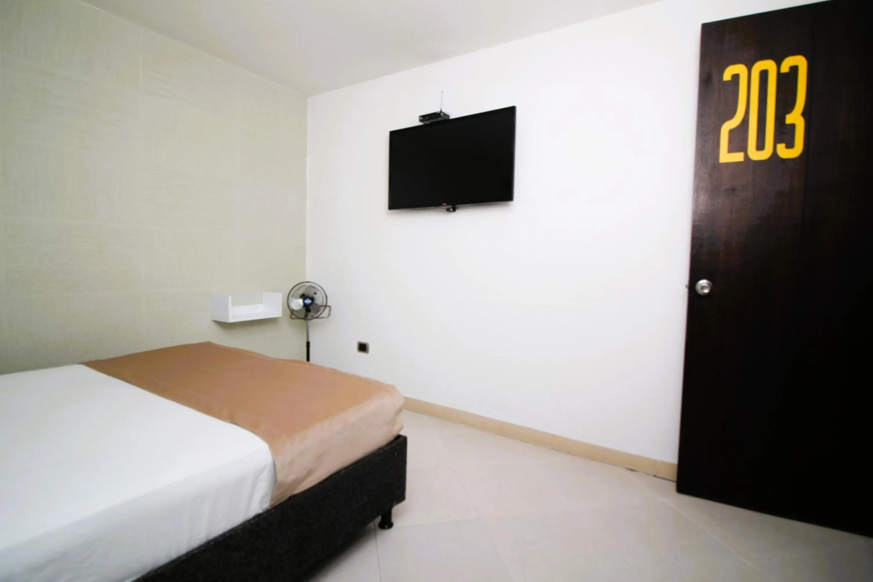 TV and multimedia, Bed in DAM Hotel Pereira