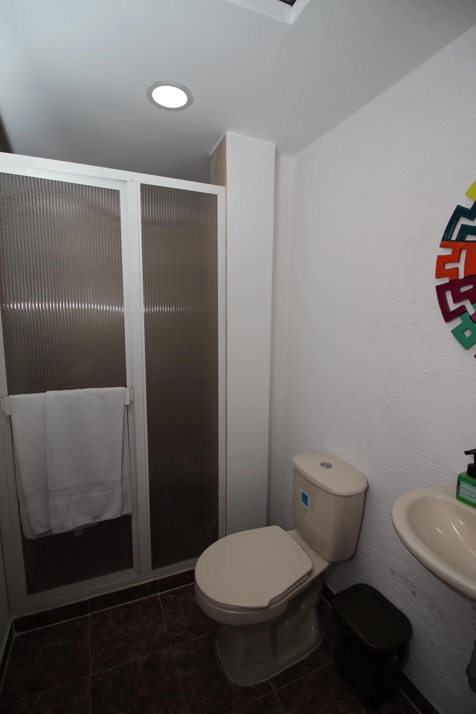 Toilet in DAM Hotel Pereira