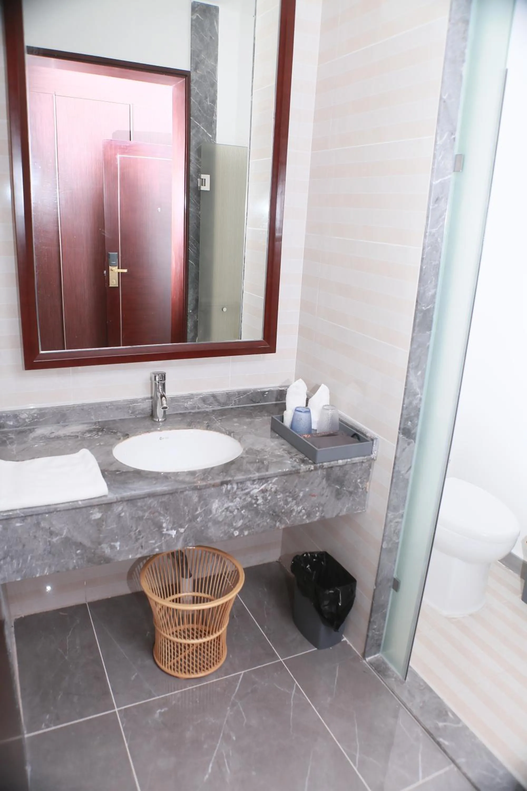 Bathroom in Sealong Bay ZhongQi Conifer Hotel 海龙湾中启康年酒店